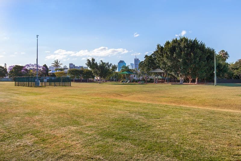 143 Baines Street, KANGAROO POINT QLD 4169, Kangaroo Point - Thumbnail 8
