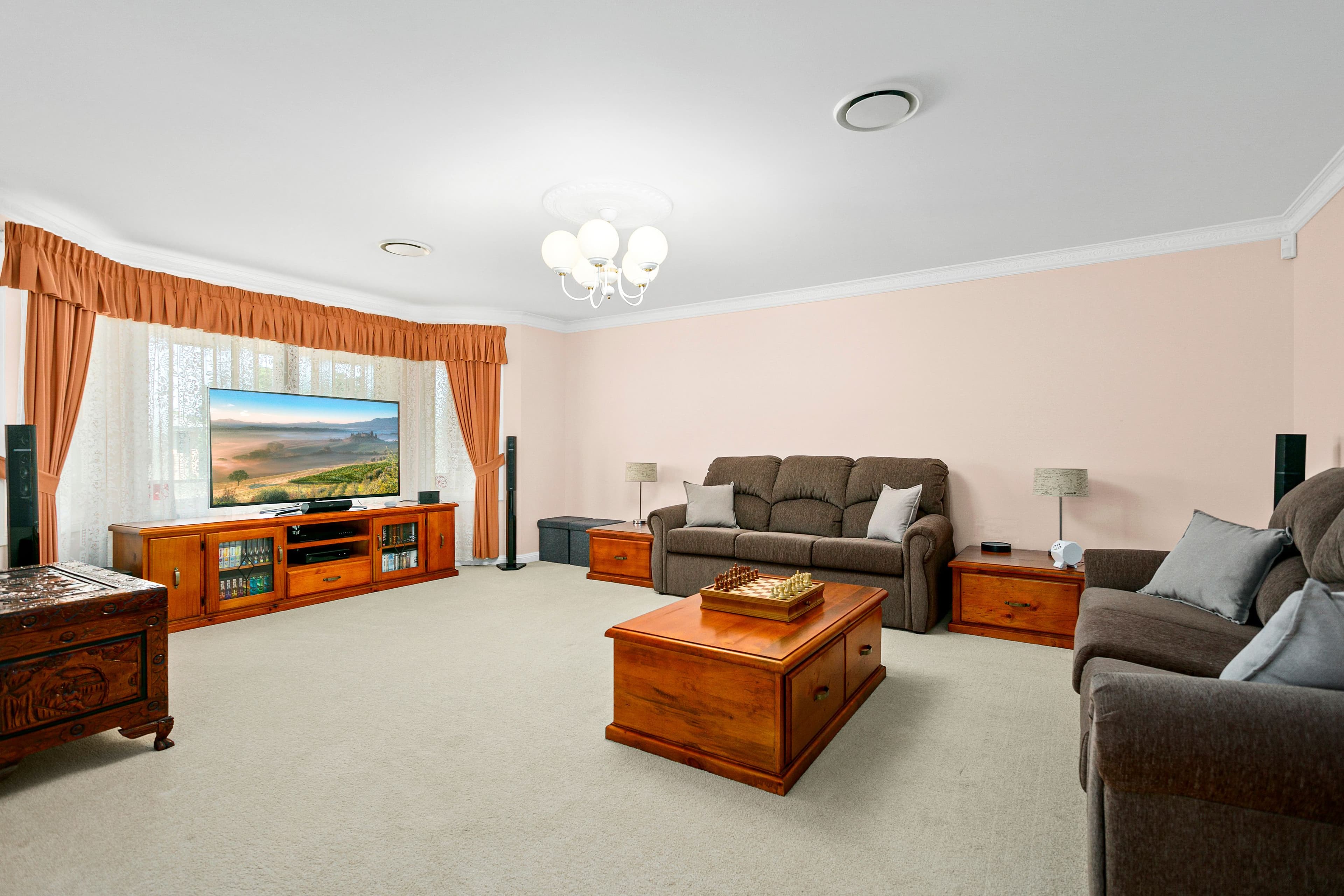 3 Eucumbene Avenue, Flinders NSW 2529, Flinders - Thumbnail 2