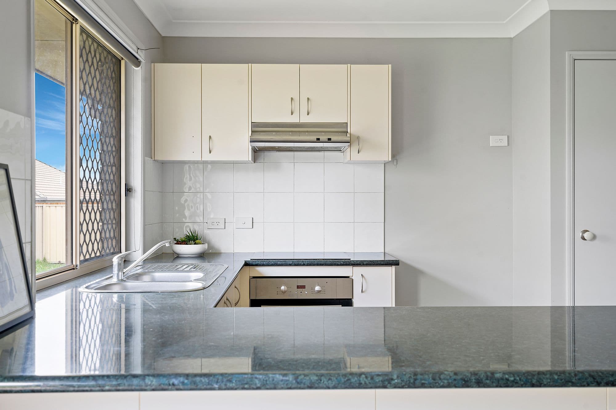 64 Muchow Road, Waterford West QLD 4133, Waterford West - Thumbnail 2