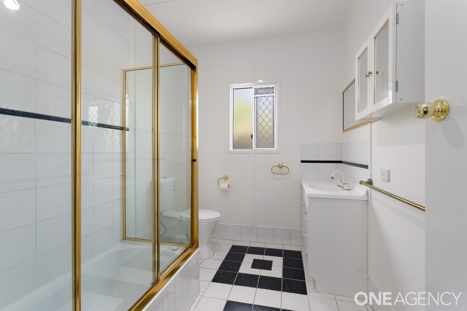35 Enoch Street, Clontarf, Clontarf - Thumbnail 7