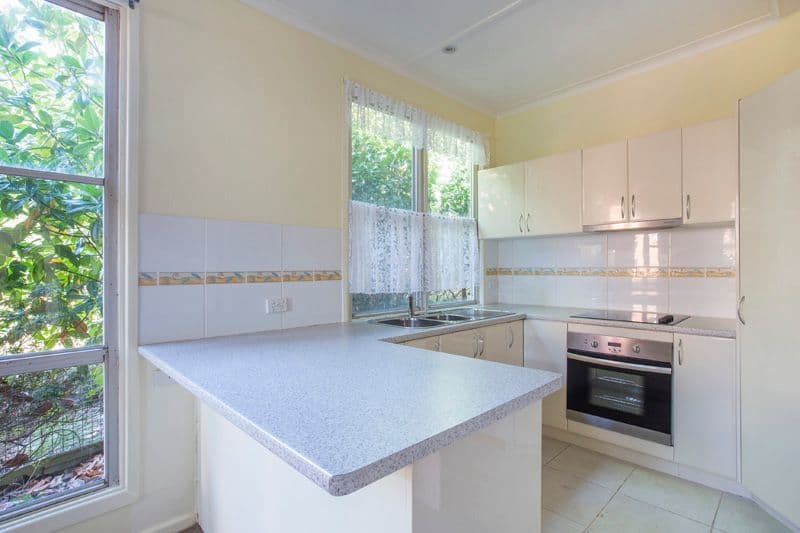 4 Pine Street, Batehaven - Thumbnail 2