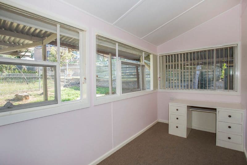 4 Pine Street, Batehaven - Thumbnail 6