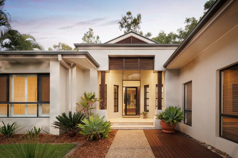 38 Oakview Circuit, Brookwater - Thumbnail 4