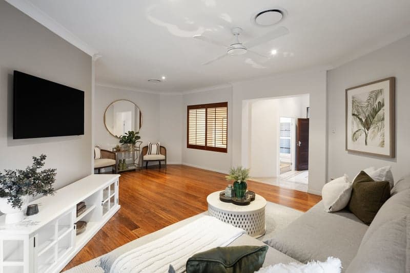38 Oakview Circuit, Brookwater - Thumbnail 5