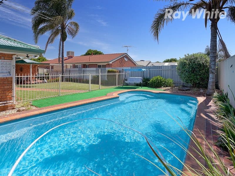 43 Saville Avenue, LAVINGTON NSW 2641, Lavington - Thumbnail 2