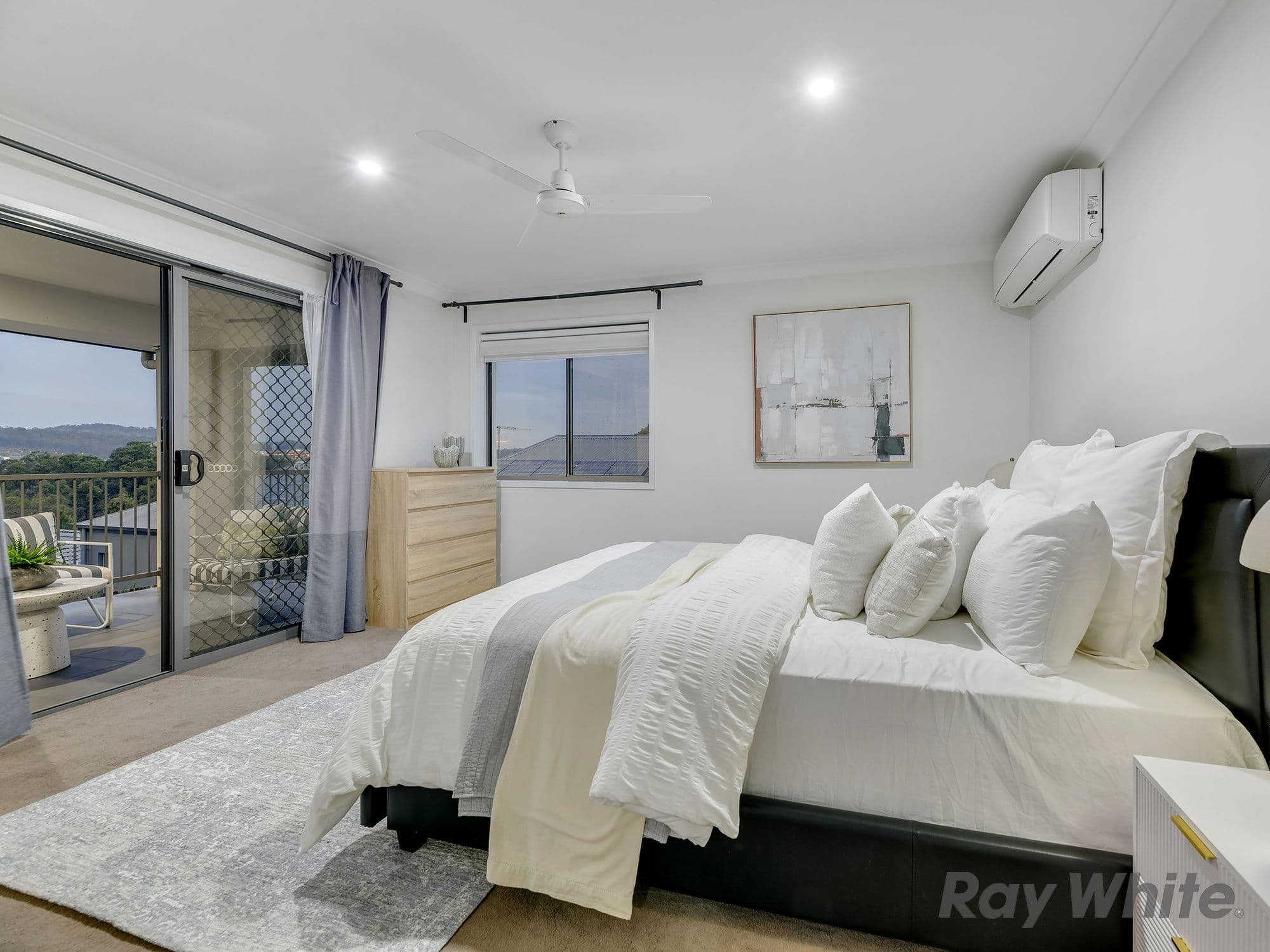 31 Opossum Circuit, Springfield Lakes QLD 4300, Springfield Lakes - Thumbnail 2