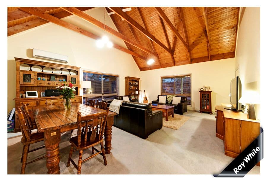 3 Halloran Drive, JERRABOMBERRA NSW 2619, Jerrabomberra - Thumbnail 5