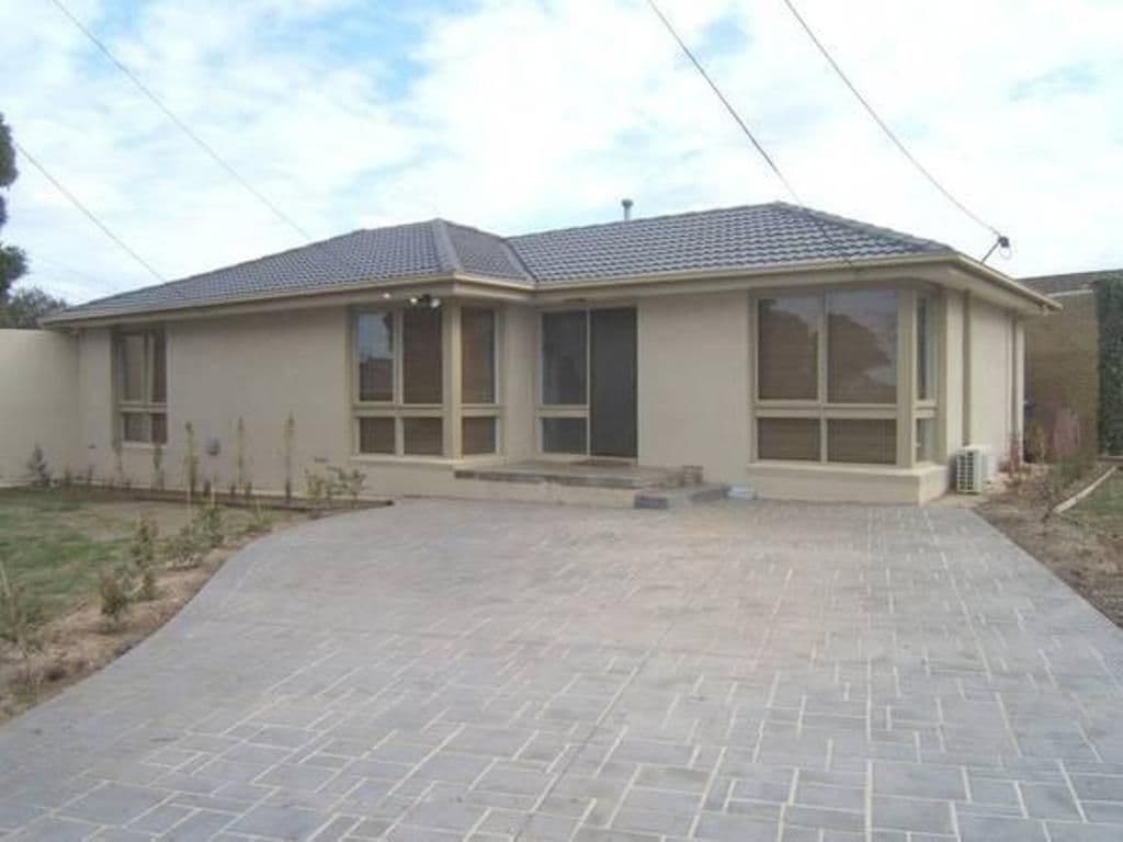 1 Garry Court, Kings Park VIC 3021, Kings Park - Image 1