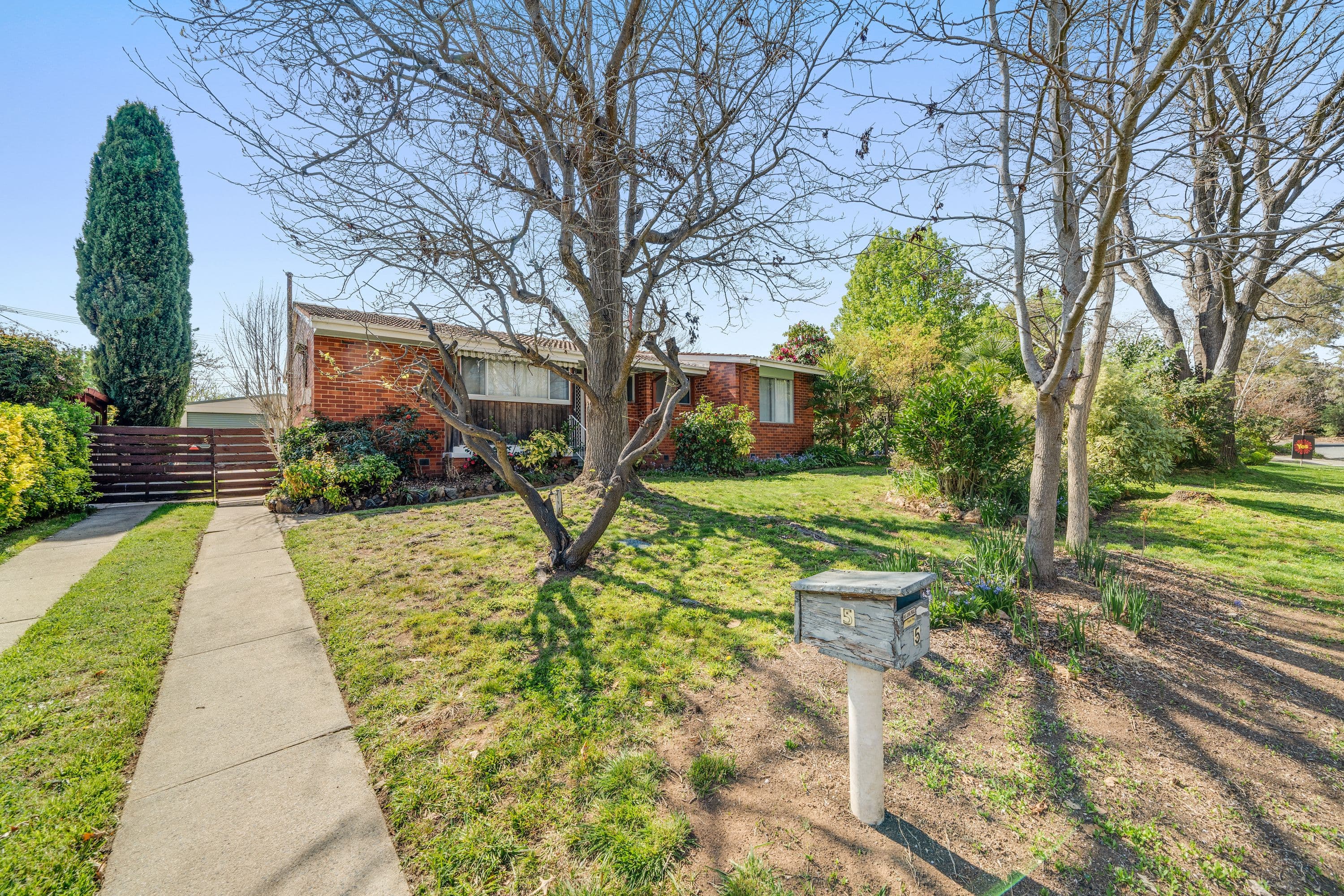 5 Dobbie Place, Watson ACT 2602, Watson - Thumbnail 2
