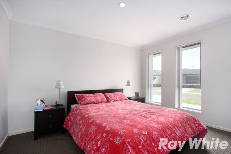 103 Blue Horizons Way, PAKENHAM VIC 3810, Pakenham - Thumbnail 4