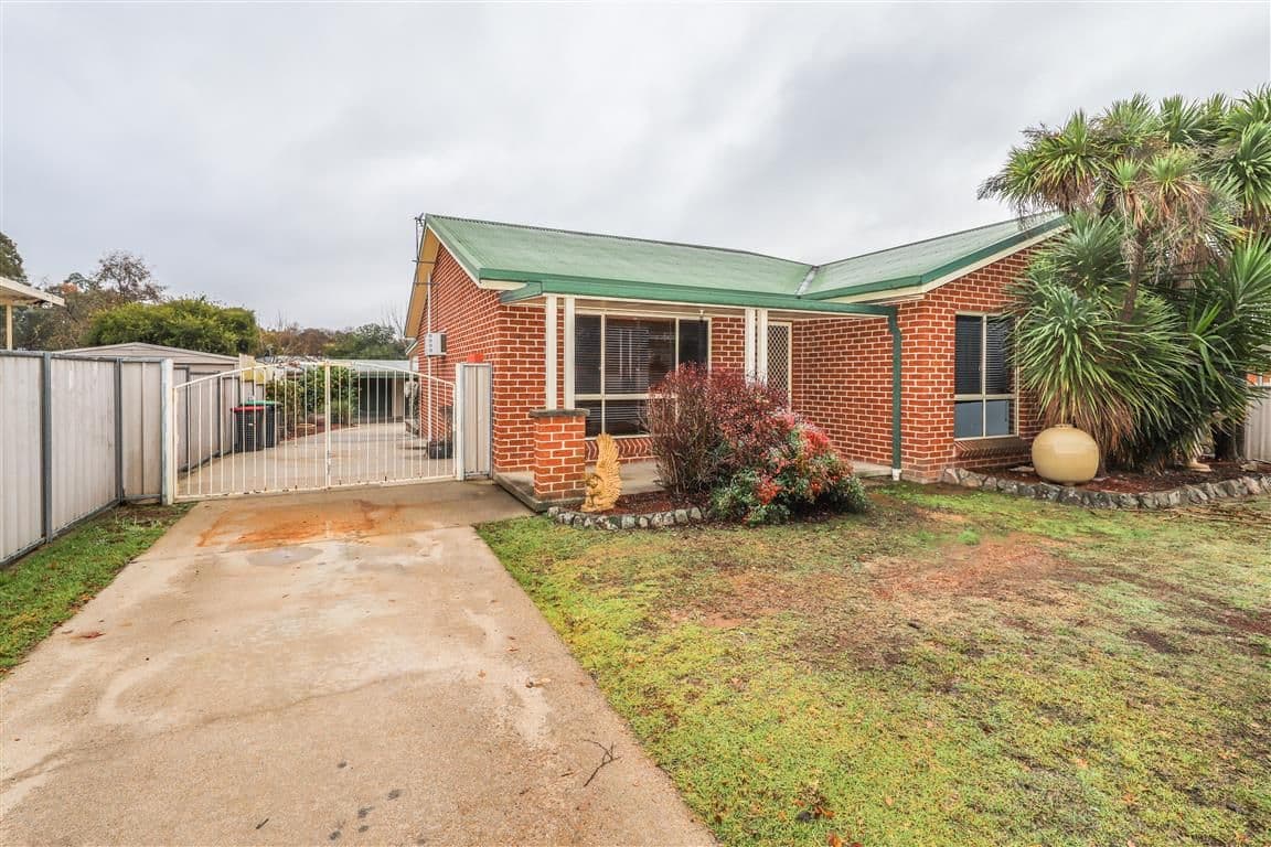 69 Forest Street, Tumut NSW 2720, Tumut - Thumbnail 3