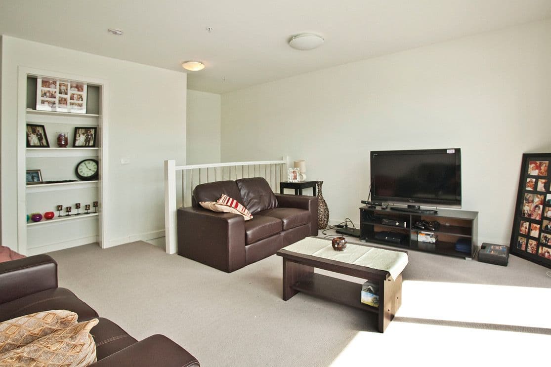 79 Atherton Road, OAKLEIGH VIC 3166, Oakleigh - Thumbnail 3