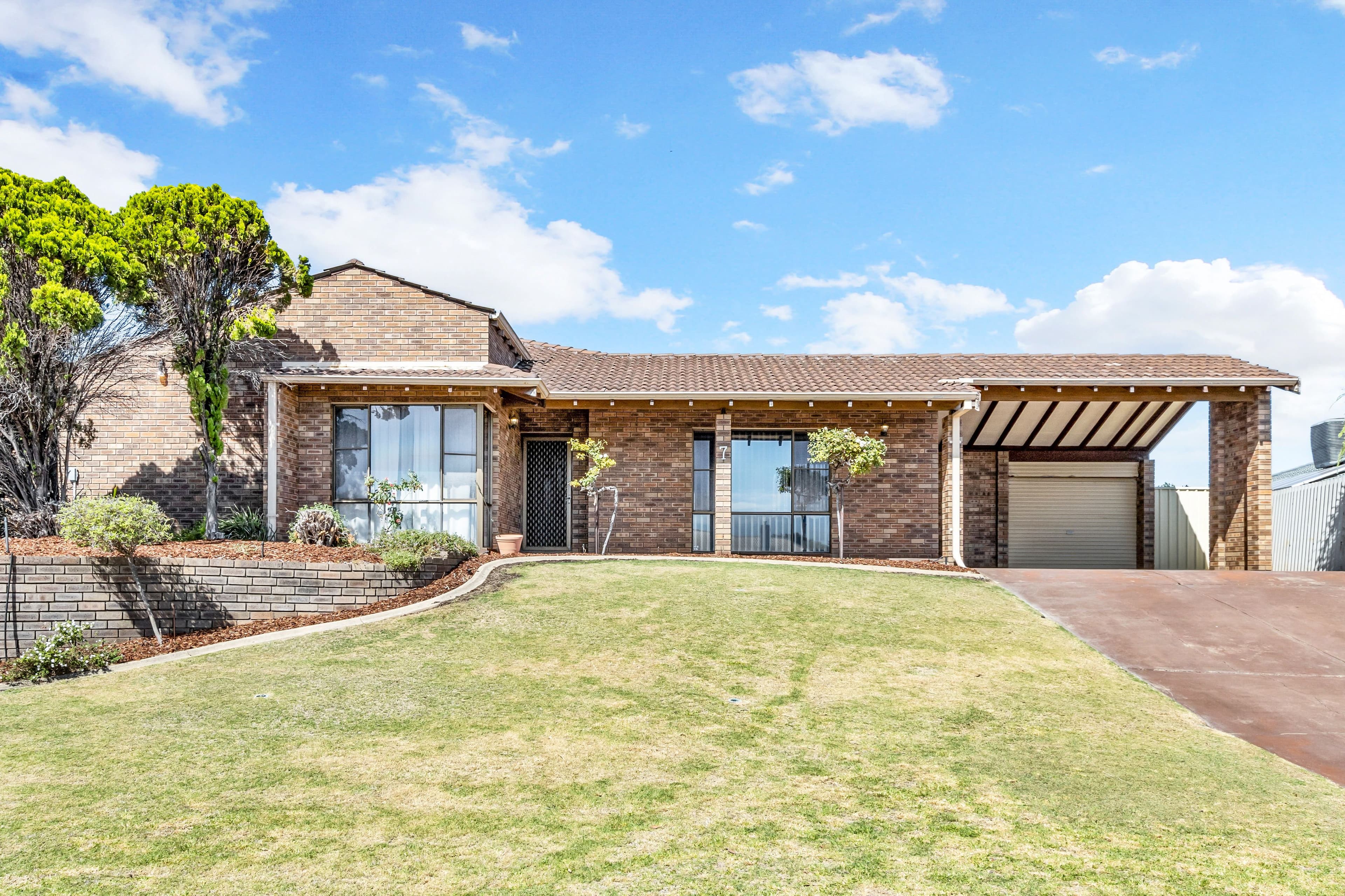 7 Sunset Place, Sorrento WA 6020, Sorrento - Image 1
