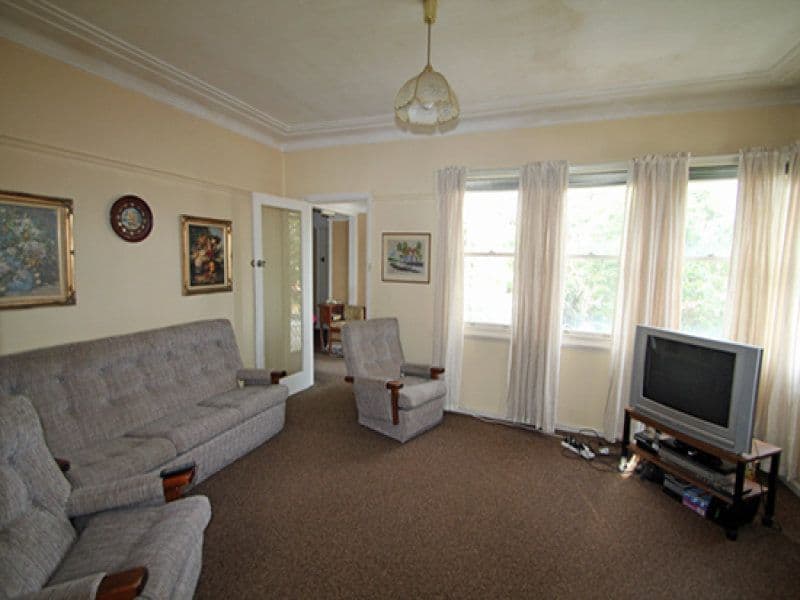 EAST GOSFORD NSW 2250, East Gosford - Thumbnail 2