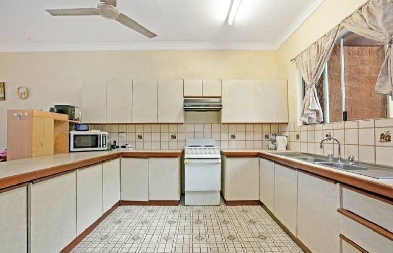 11 Grassland Crescent, LEANYER NT 0812, Leanyer - Thumbnail 2