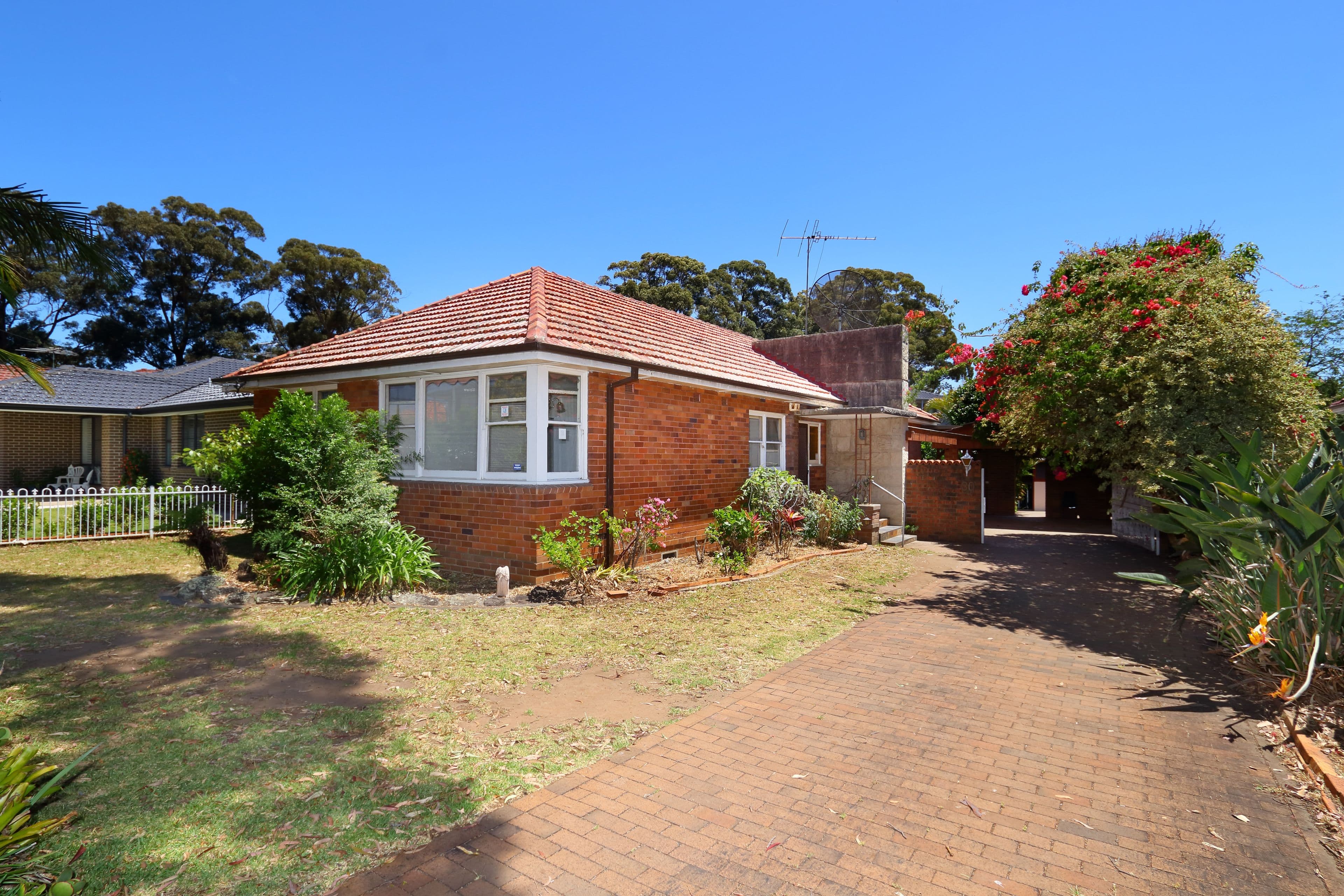 30 Tallawalla Street, Beverly Hills - Image 1