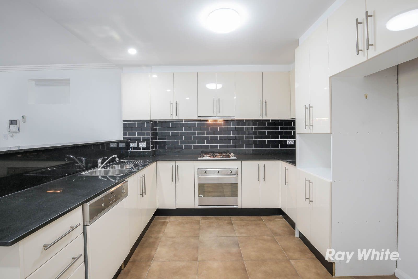 4-6 Mercer Street, Castle Hill NSW 2154, Castle Hill - Thumbnail 3