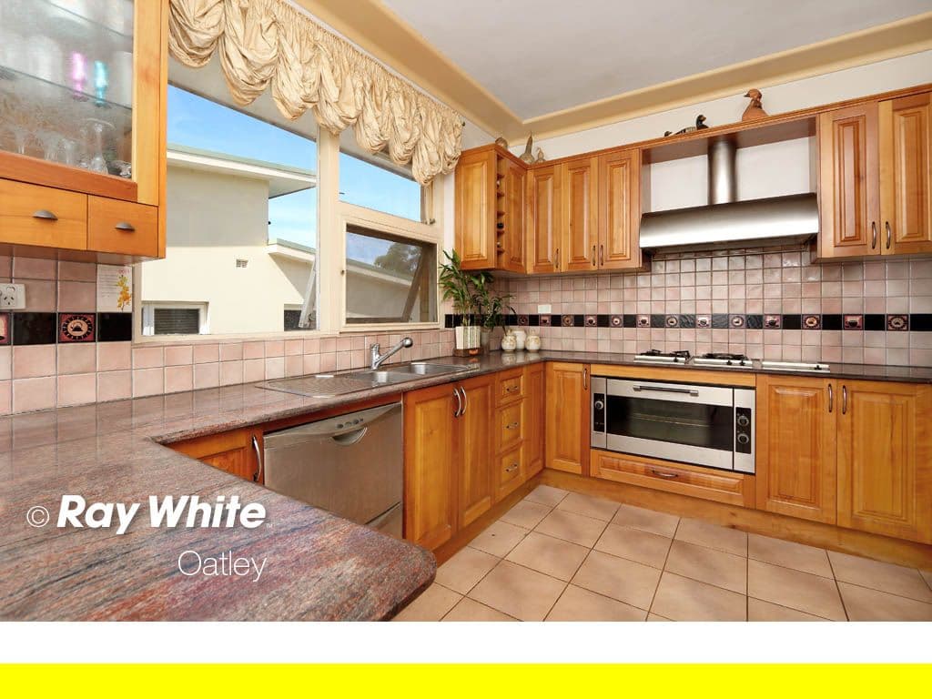 10 Neville Street, OATLEY NSW 2223, Oatley - Thumbnail 2