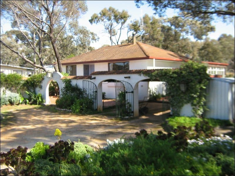 23-27 Inglewood Road, ST ARNAUD VIC 3478, St Arnaud - Thumbnail 5