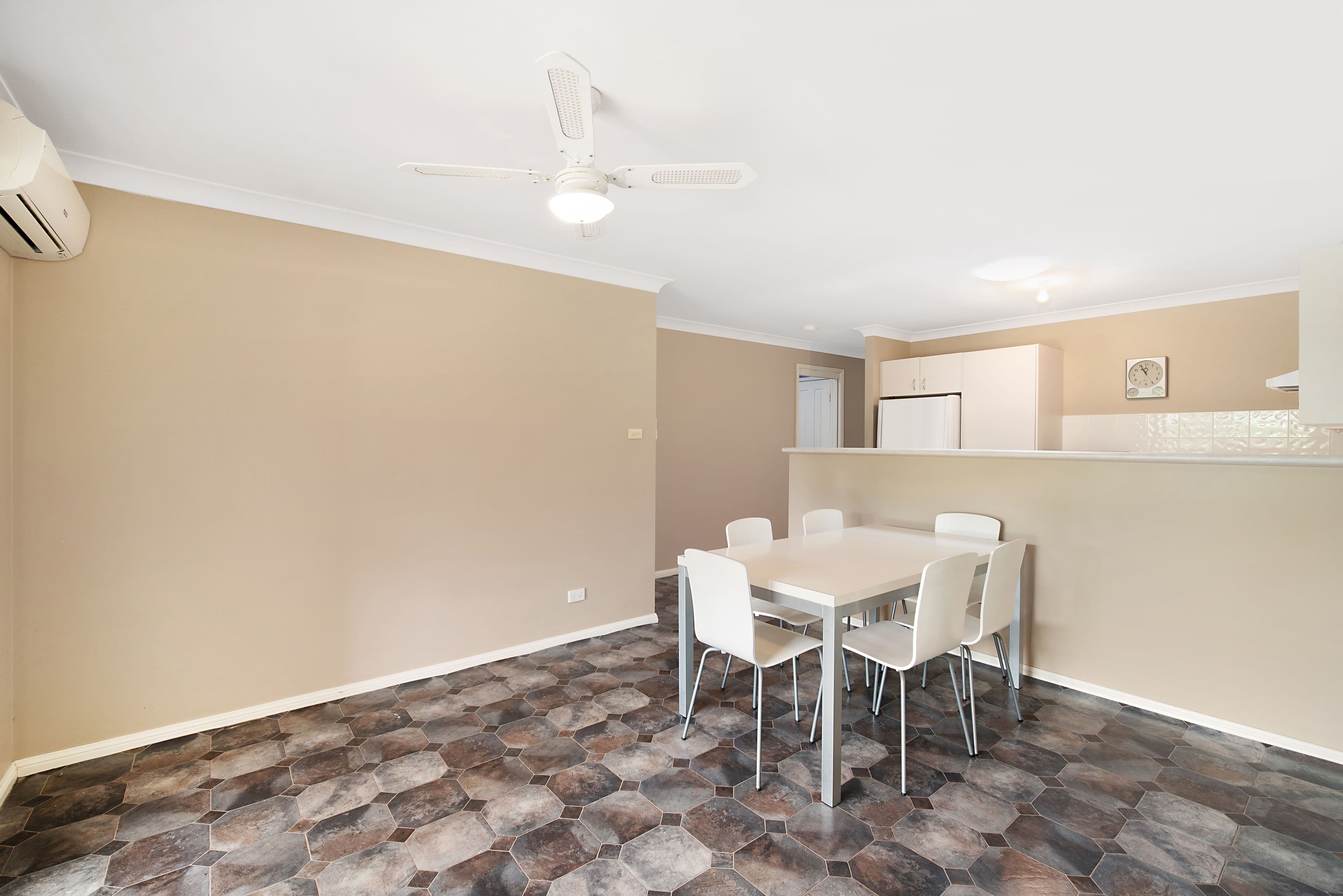 5 Proserpine Close, Ashtonfield NSW 2323, Ashtonfield - Thumbnail 4