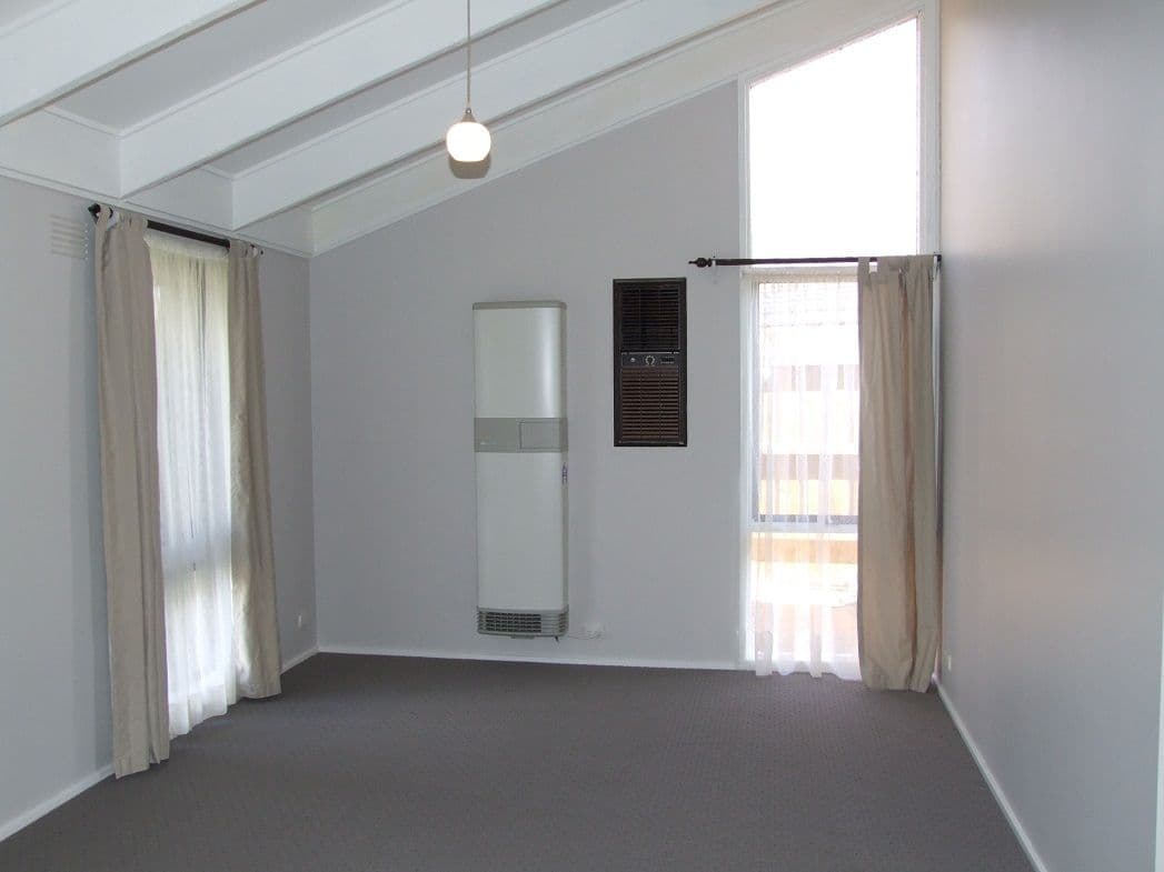3 Empress Way, MELTON WEST VIC 3337, Melton West - Thumbnail 4
