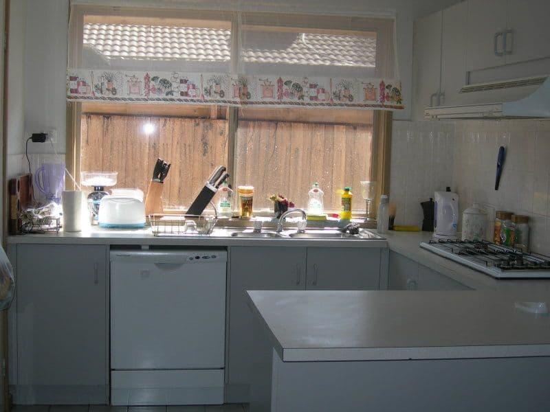 5 Morrow Street, MELTON WEST VIC 3337, Melton West - Thumbnail 2