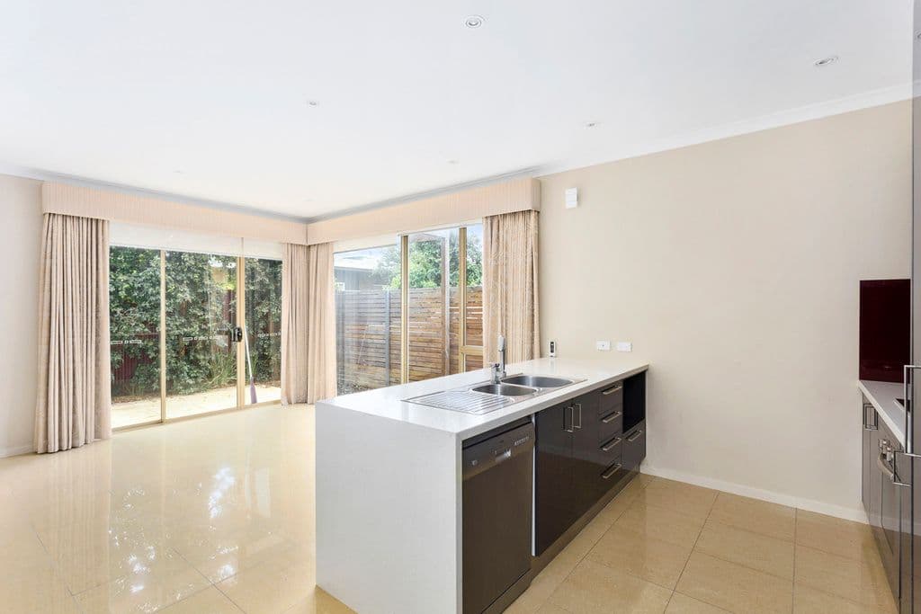100-108 West Fyans Street, Newtown VIC 3220, Newtown - Thumbnail 3