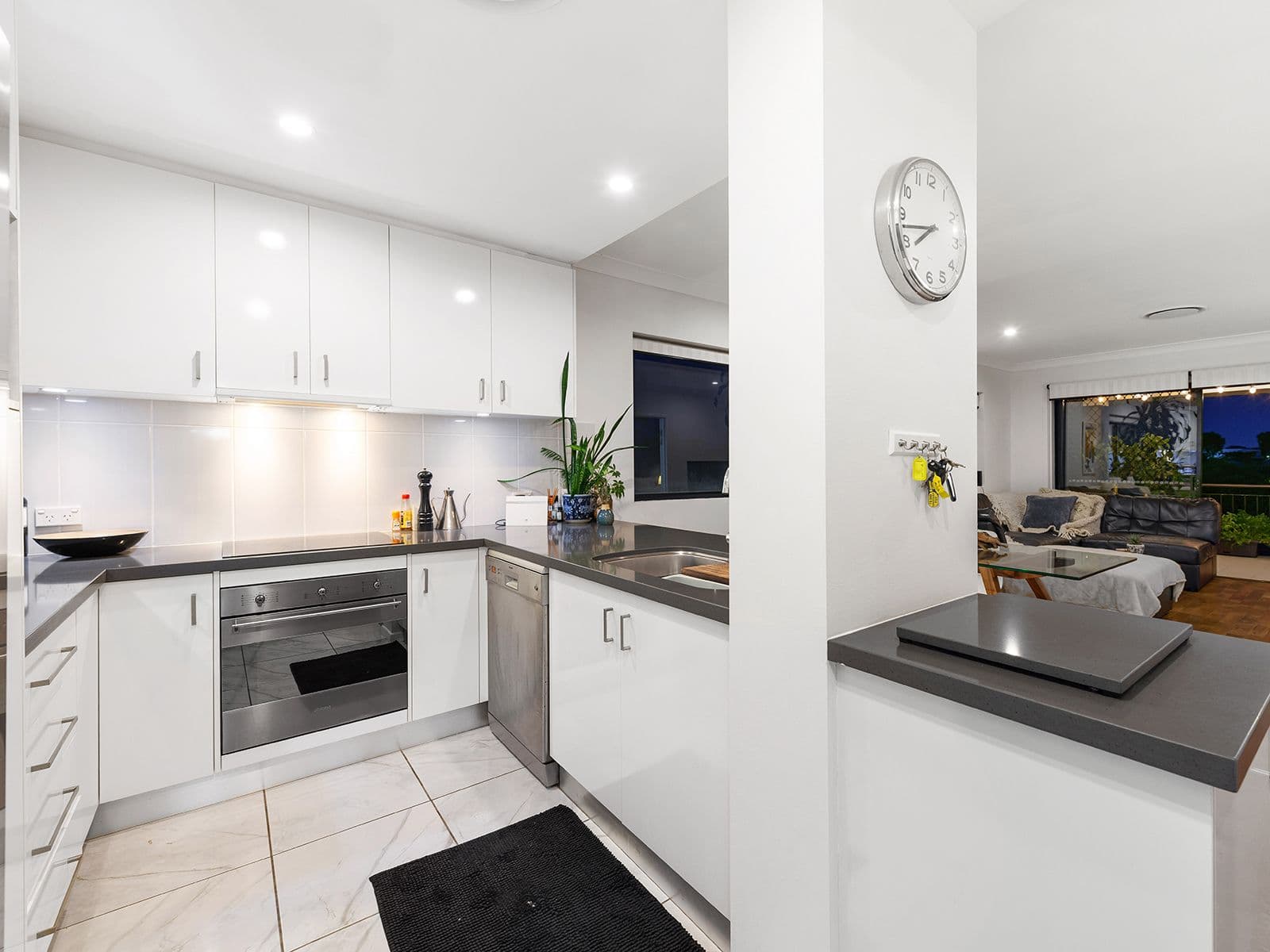 70 Norman Crescent, Norman Park QLD 4170, Norman Park - Thumbnail 4
