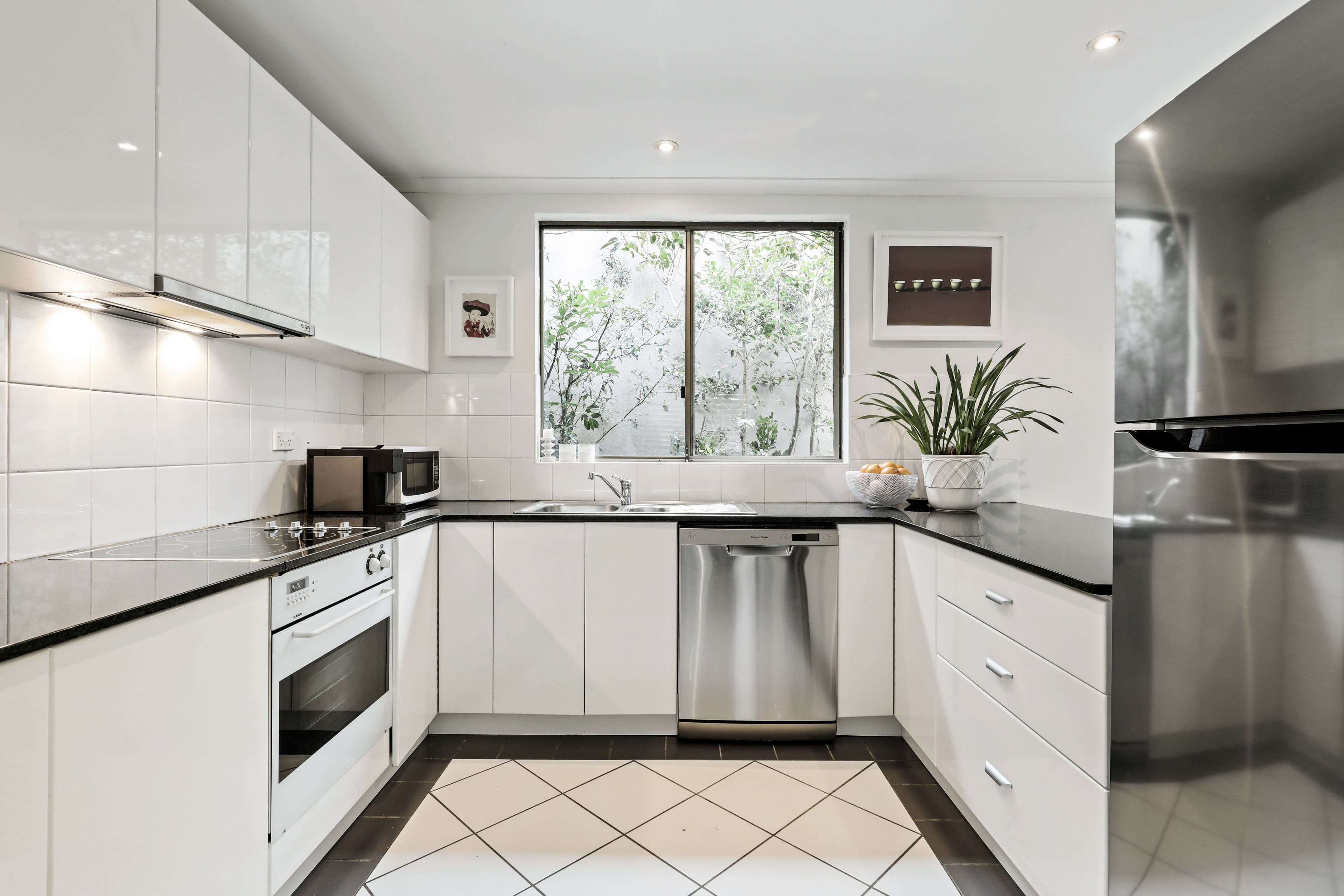 6 Daniels Street, Chippendale - Thumbnail 4