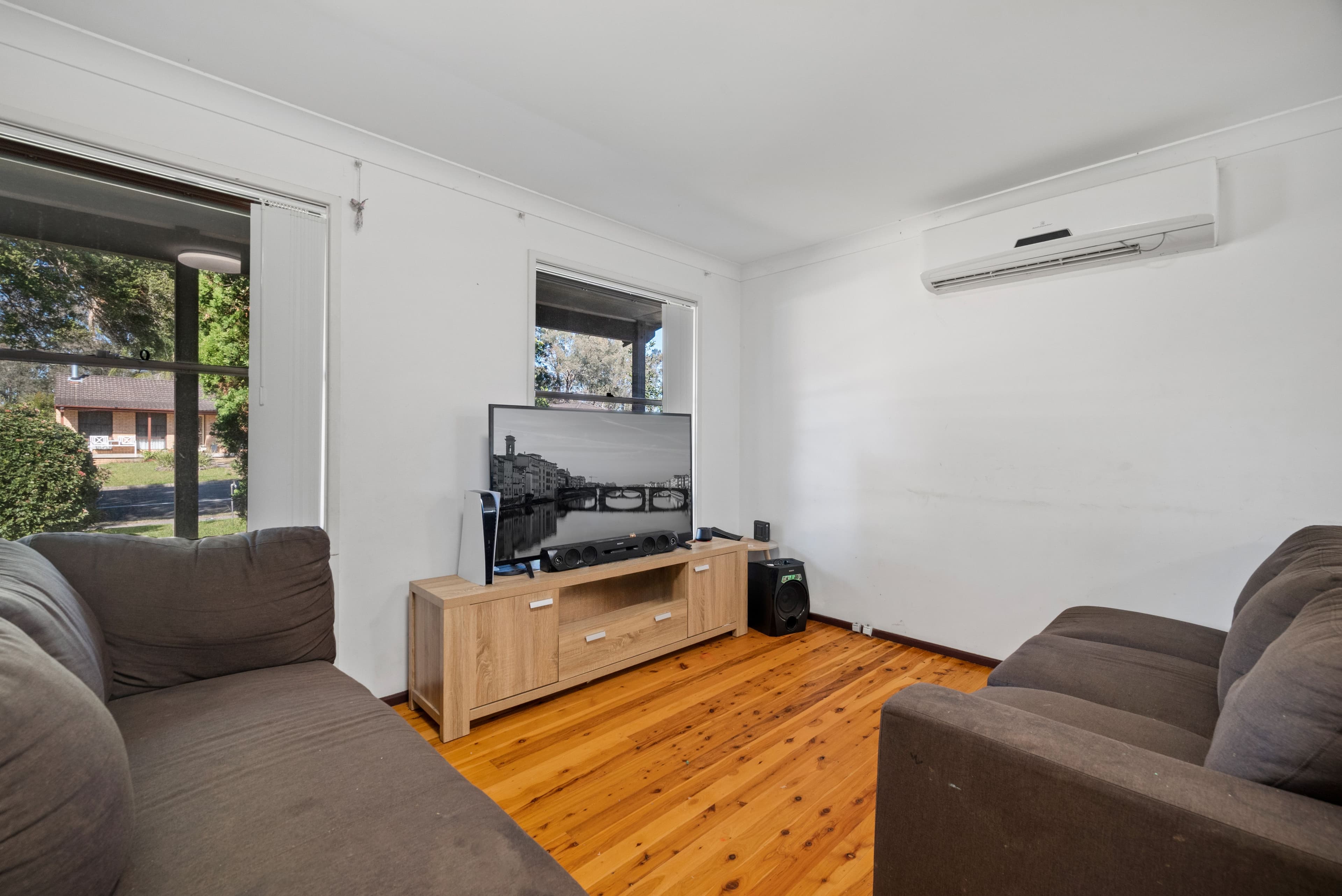 66 Evelyn Street, Macquarie Fields NSW 2564, Macquarie Fields - Thumbnail 4