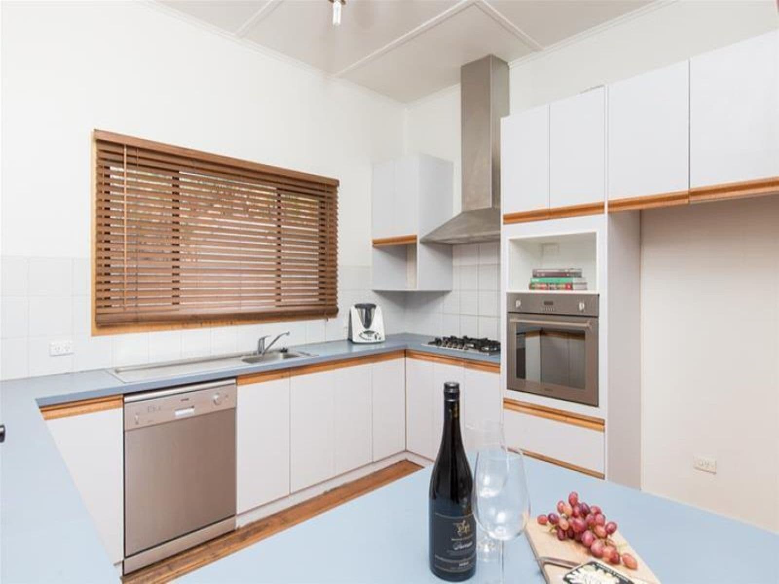 103 Tenth Street, Mildura - Thumbnail 2