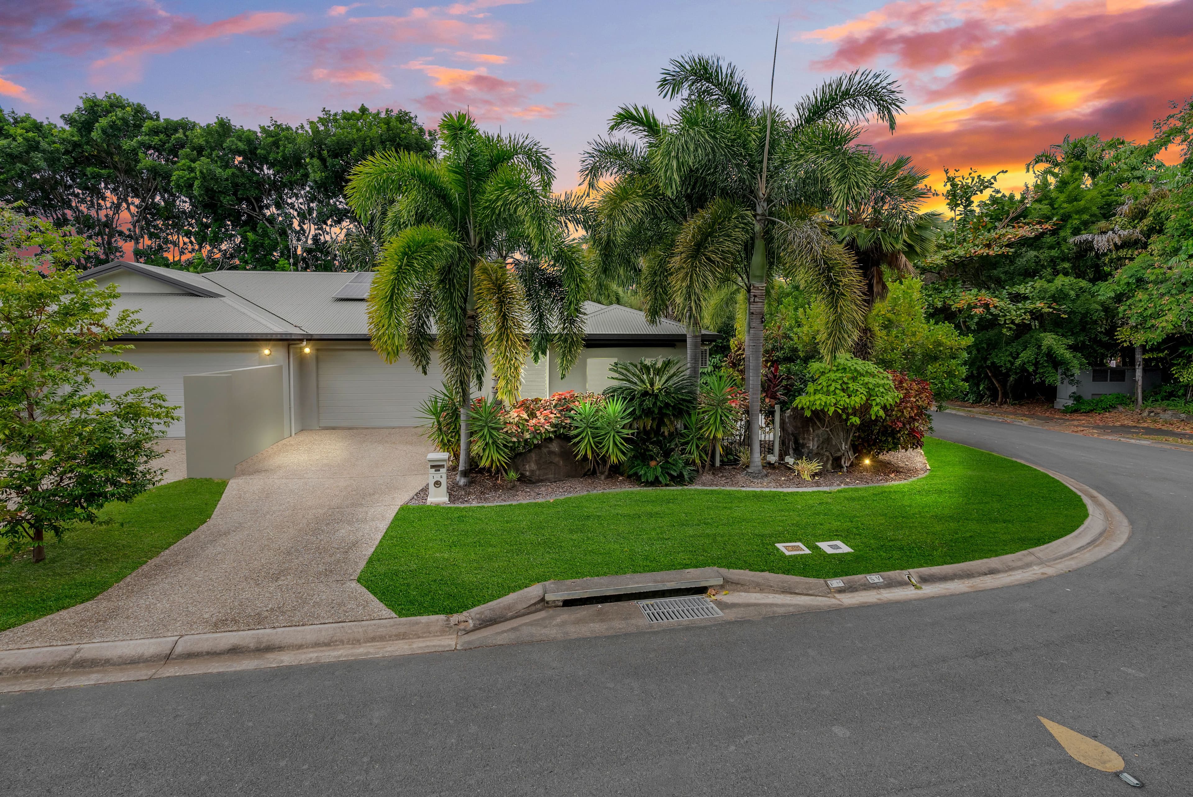 2 Michelia Street, Palm Cove QLD 4879, Palm Cove - Image 1