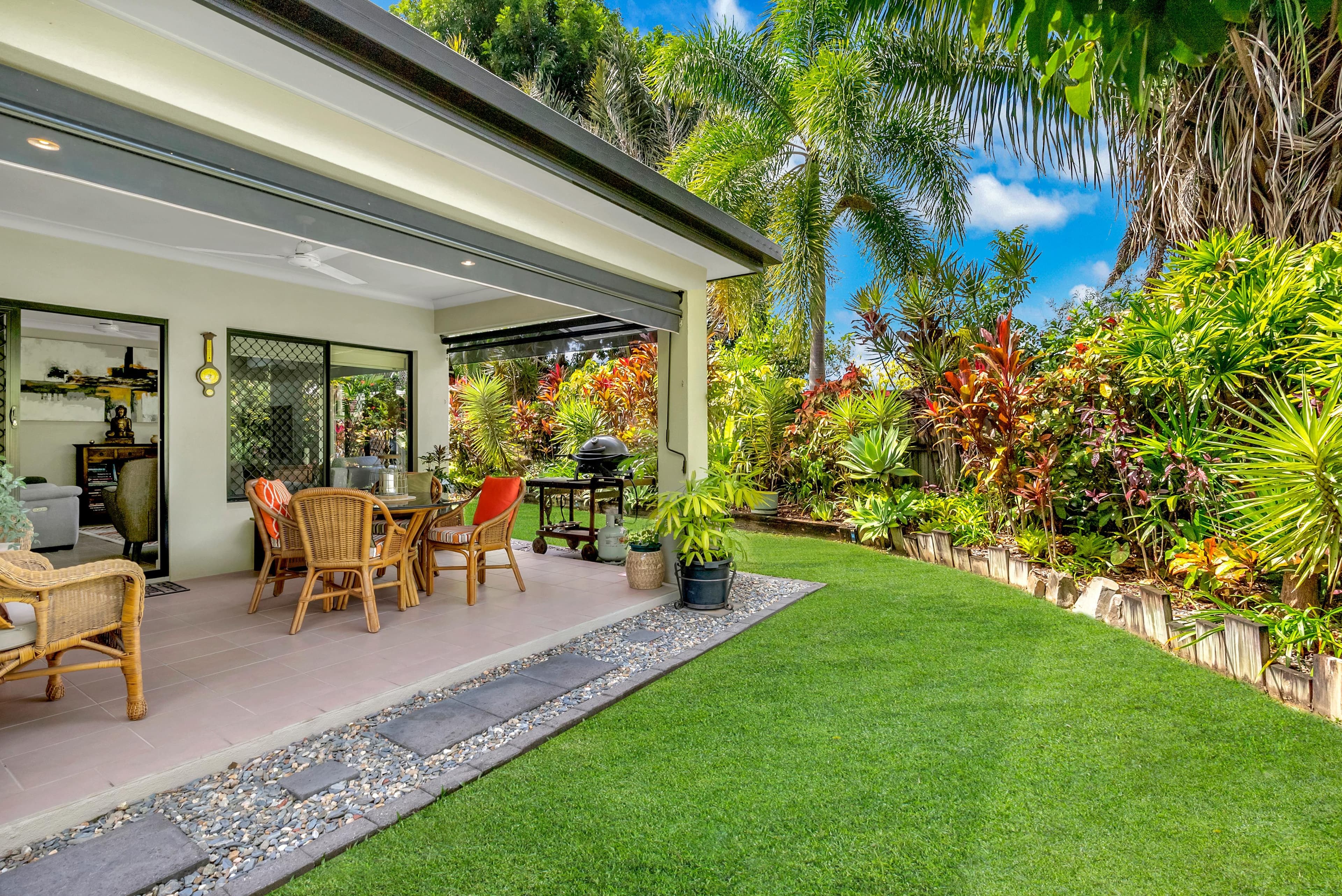 2 Michelia Street, Palm Cove QLD 4879, Palm Cove - Thumbnail 2