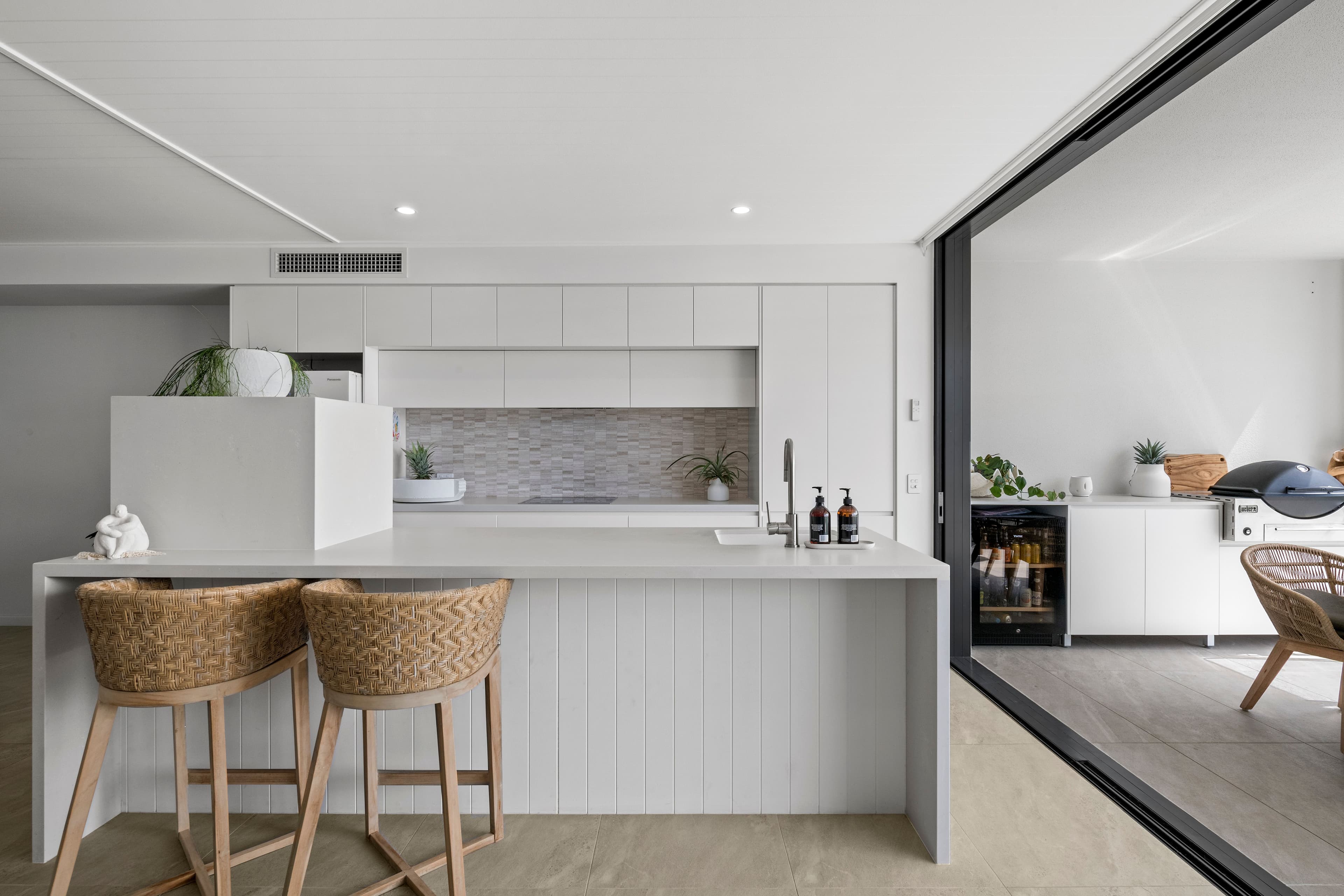27 Bradman Avenue, Maroochydore QLD 4558, Maroochydore - Thumbnail 5