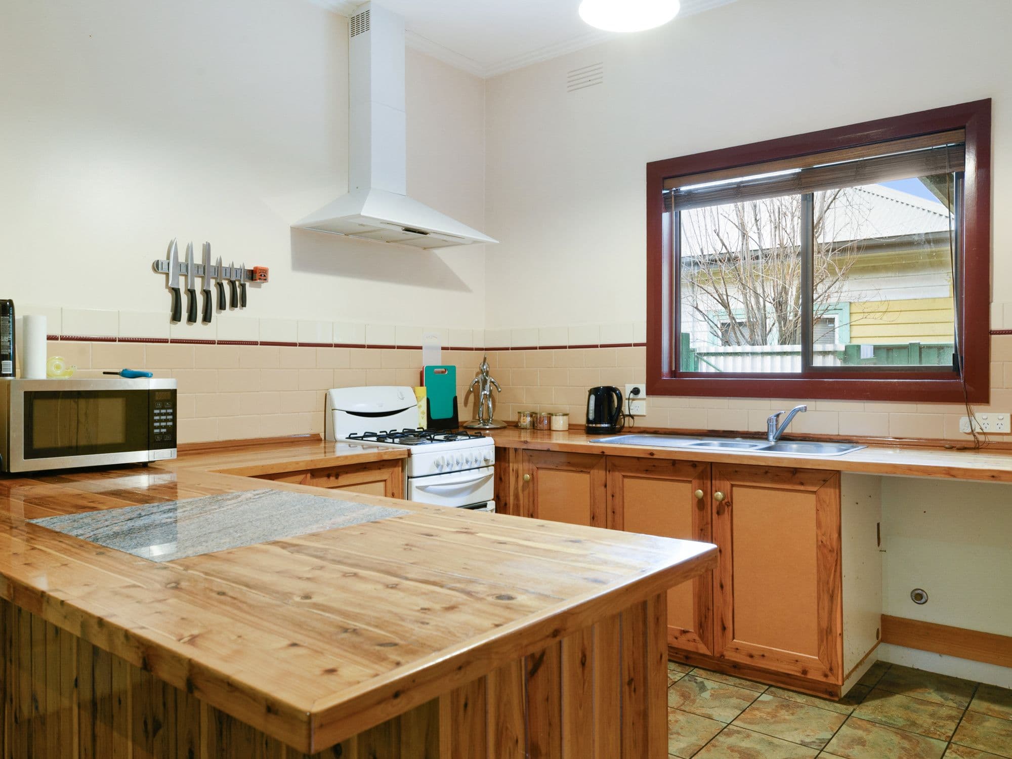 11 Kent Street, Benalla VIC 3672, Benalla - Thumbnail 2