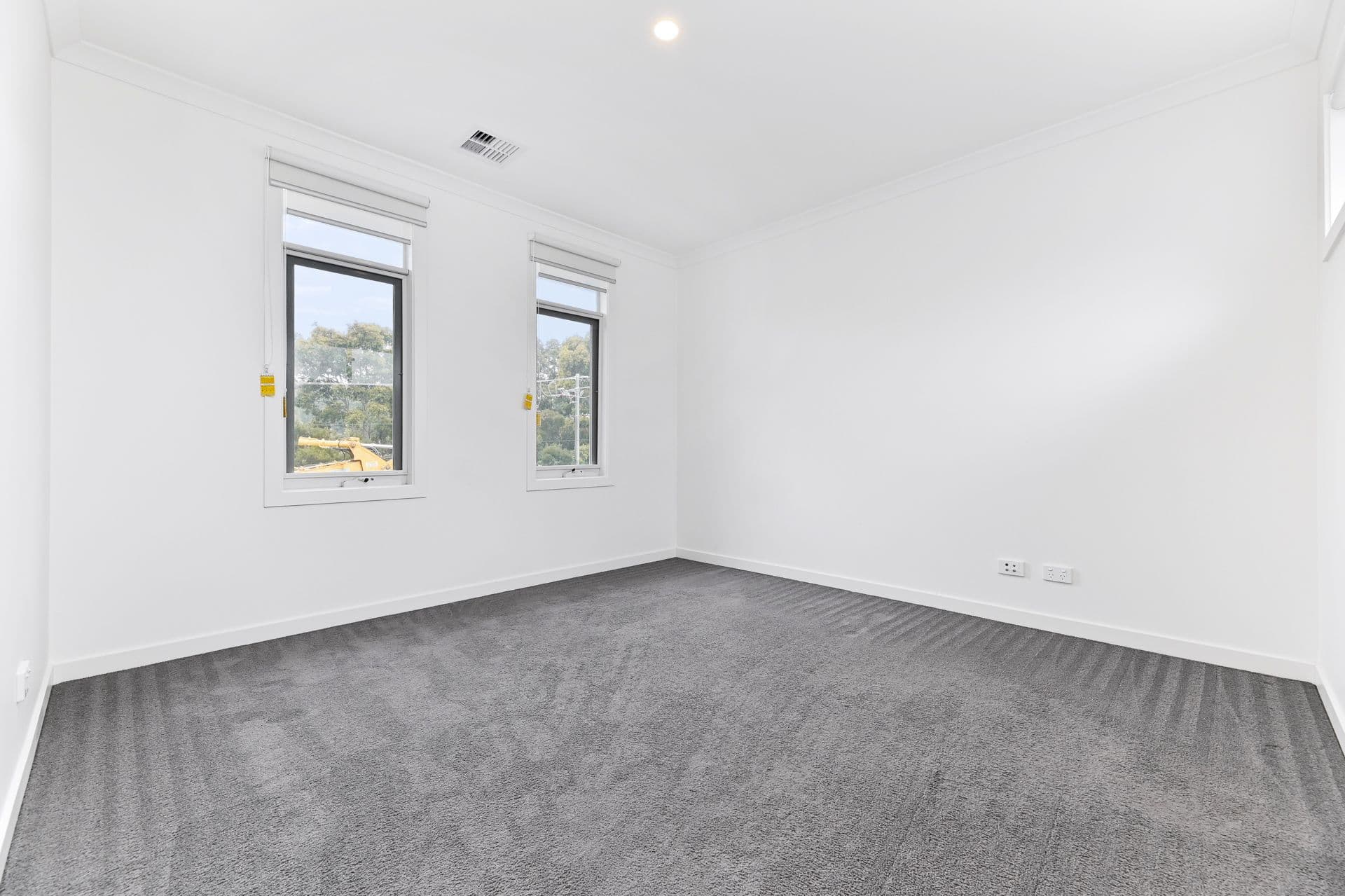 2B Whiteside Road, Officer VIC 3809, Officer - Thumbnail 7