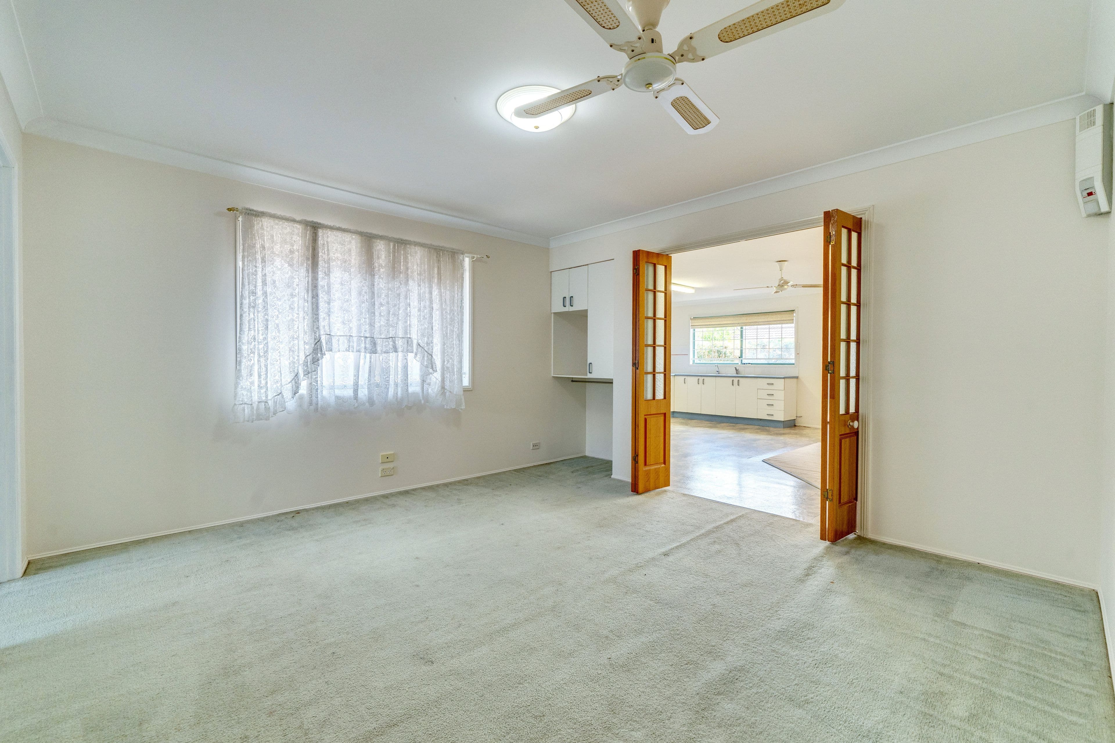 54 Lakeside Crescent, Forest Lake QLD 4078, Forest Lake - Thumbnail 5
