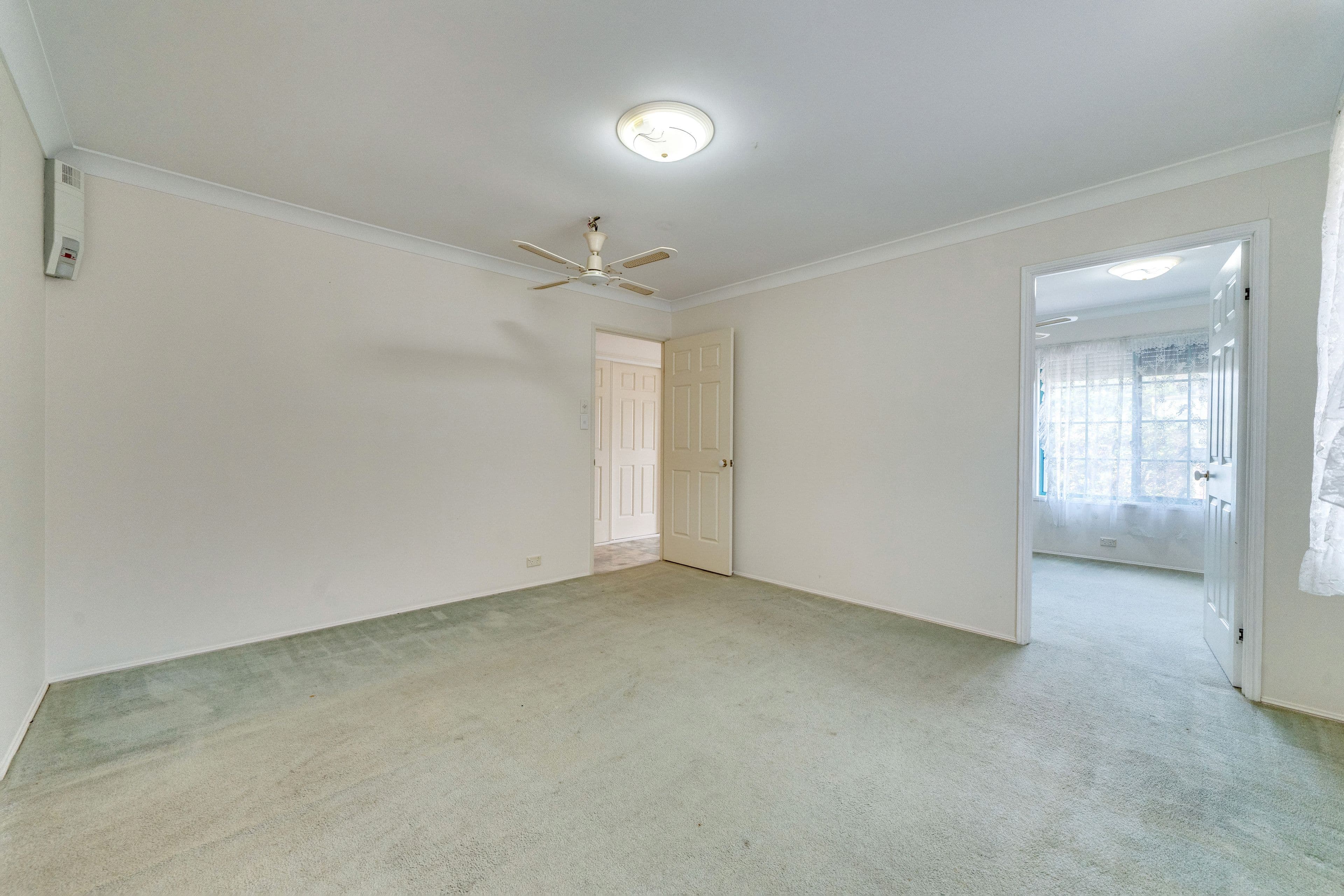 54 Lakeside Crescent, Forest Lake QLD 4078, Forest Lake - Thumbnail 7
