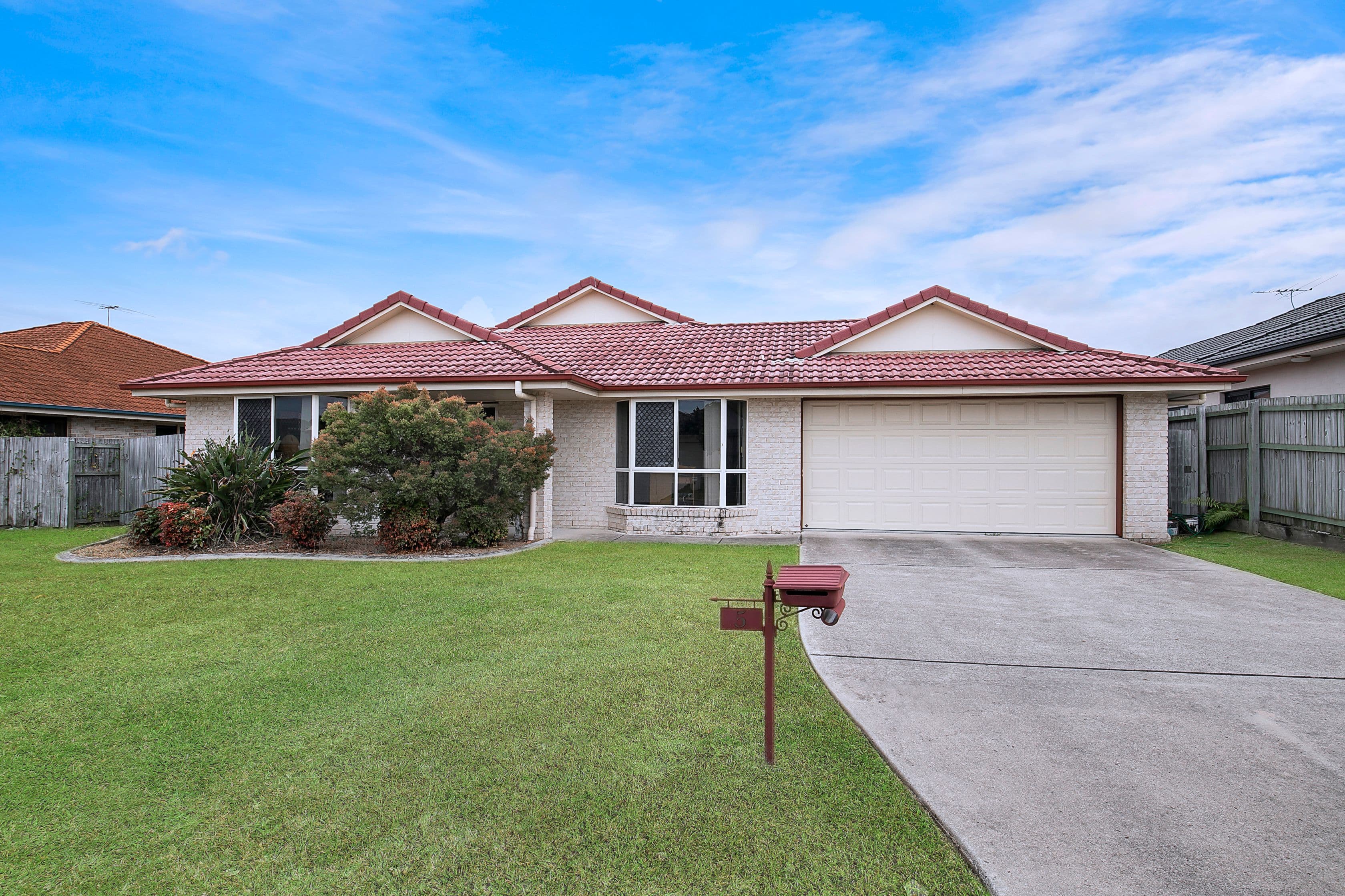 5 Cadell Crescent, Rothwell QLD 4022, Rothwell - Image 1