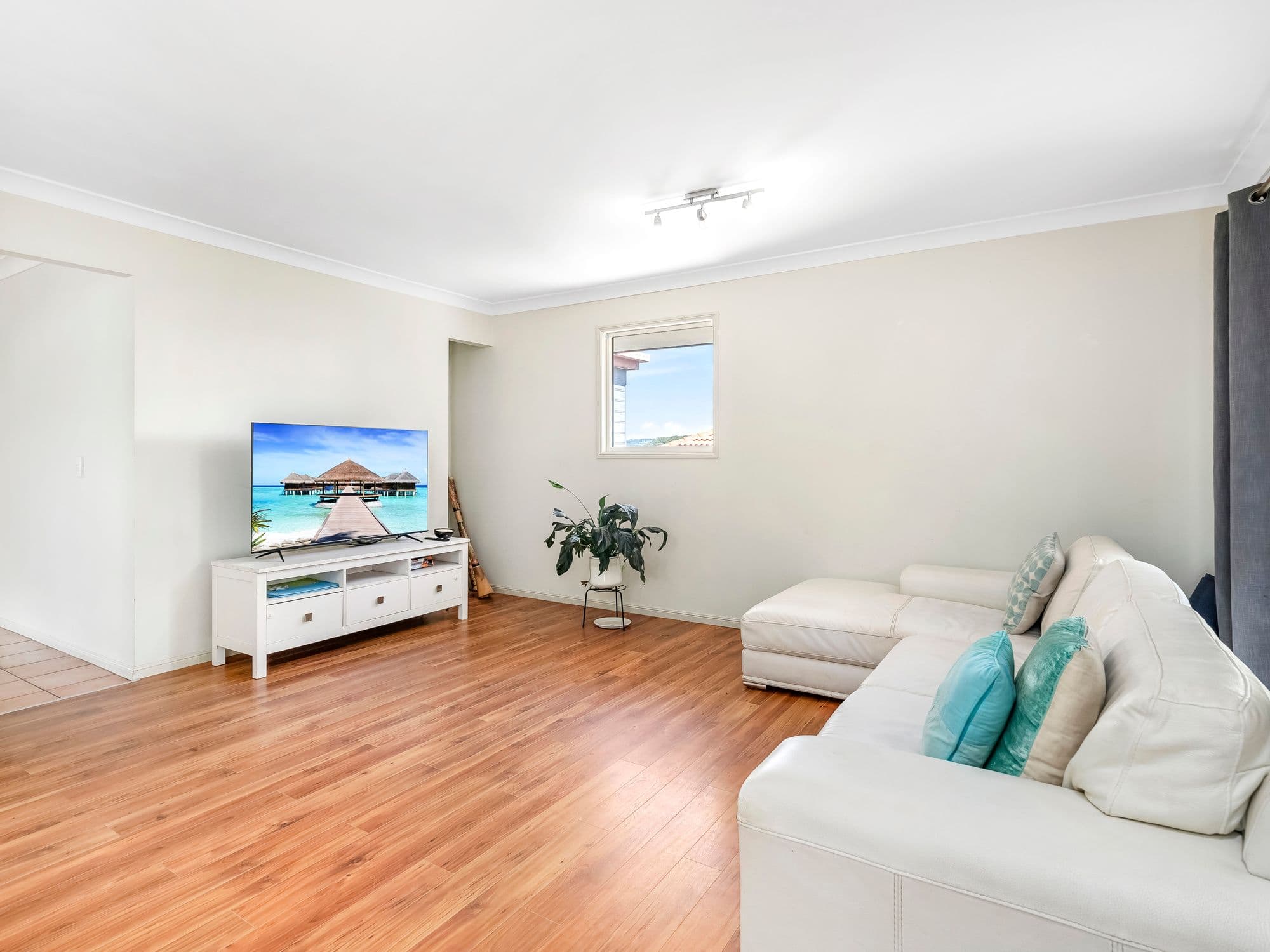 13 Periwinkle Crescent, Tugun QLD 4224, Tugun - Thumbnail 4