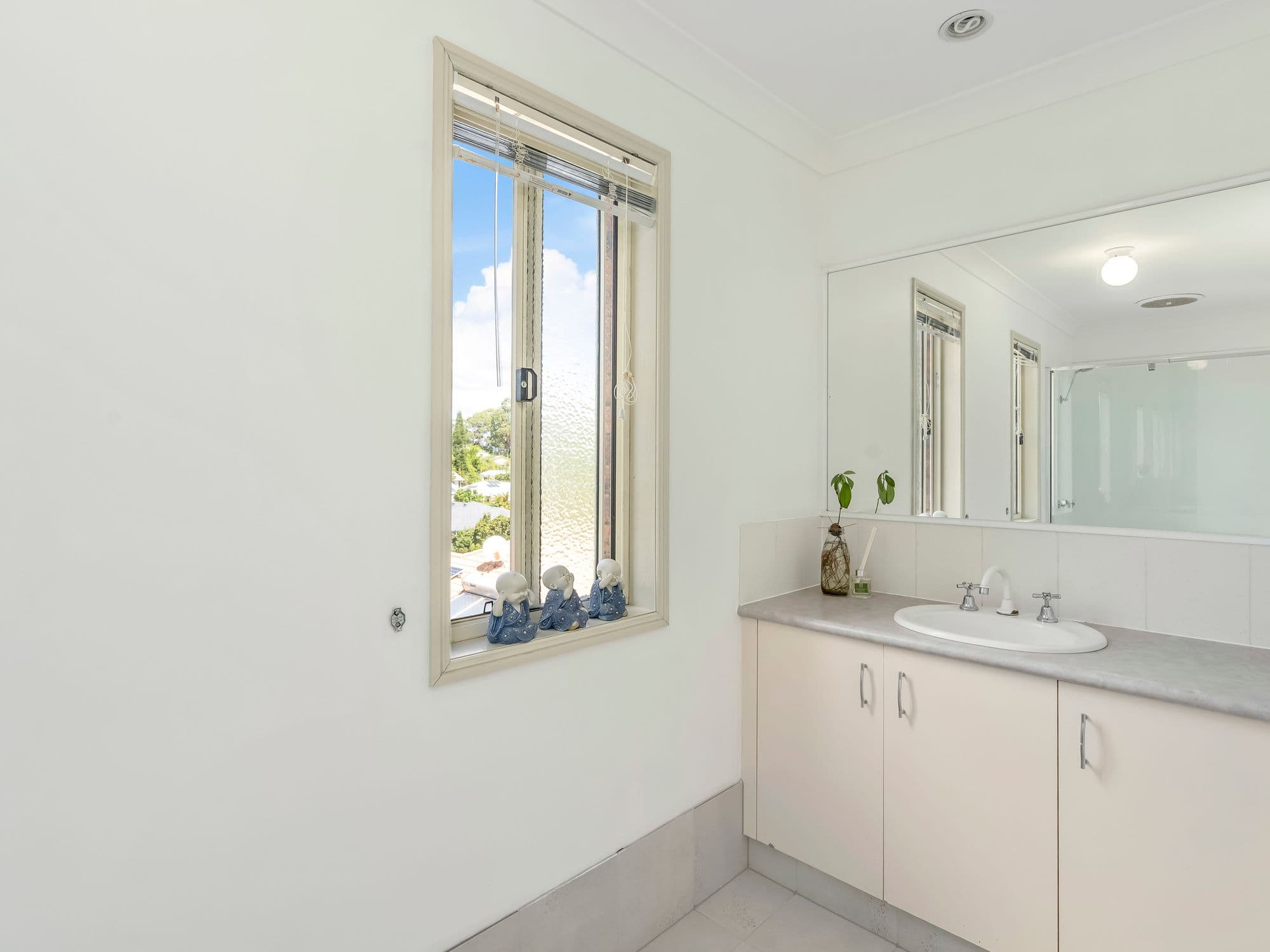 13 Periwinkle Crescent, Tugun QLD 4224, Tugun - Thumbnail 8