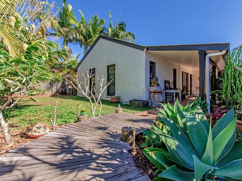 23 Darnley Street, TEWANTIN QLD 4565, Tewantin - Thumbnail 2