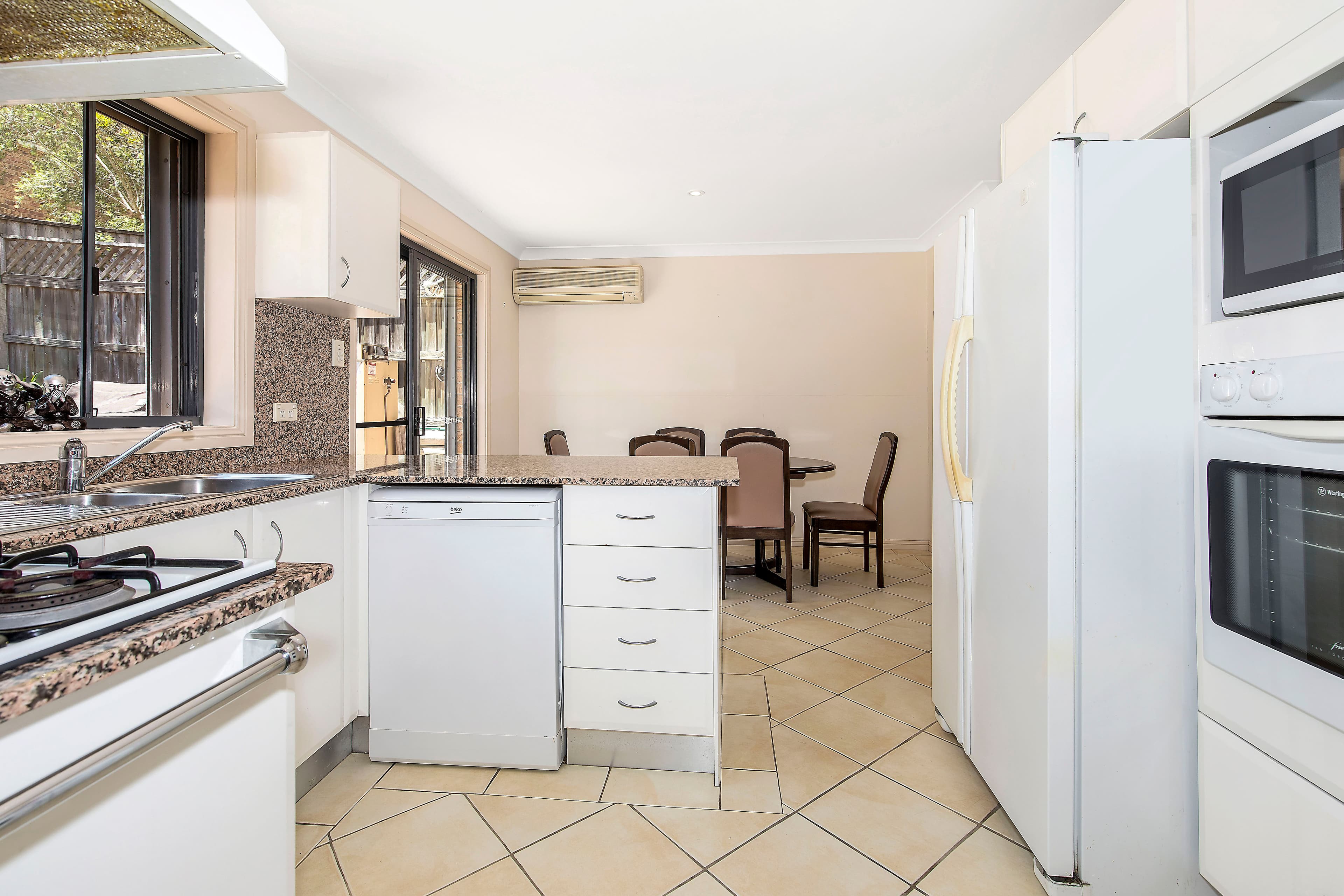 16 Whiting Avenue, Terrigal NSW 2260, Terrigal - Thumbnail 4
