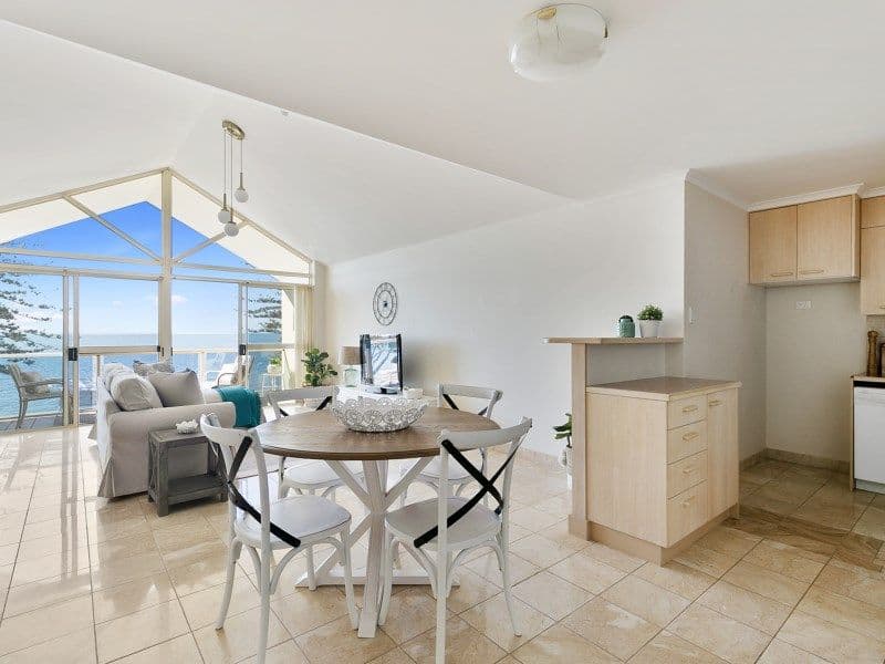 65 Waterloo Esplanade, Wynnum QLD 4178, Wynnum - Thumbnail 5