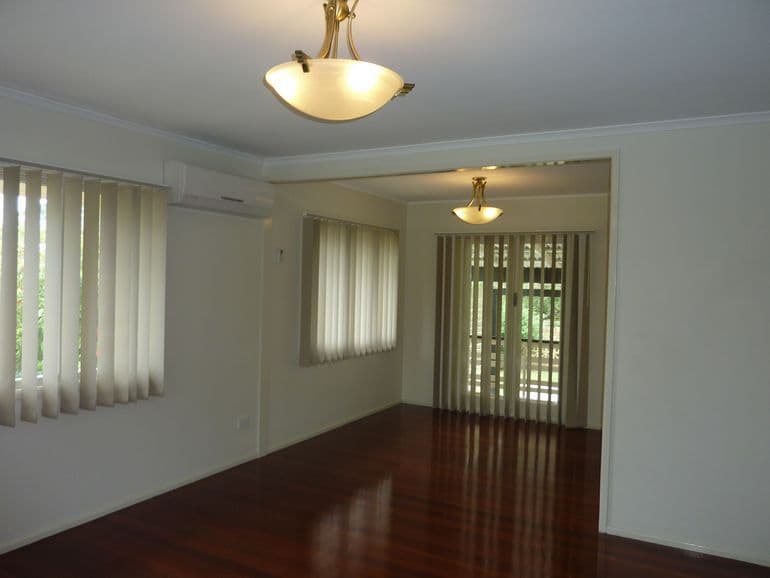 6 Lord Byron Parade, STRATHPINE QLD 4500, Strathpine - Thumbnail 2