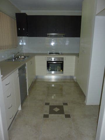 6 Lord Byron Parade, STRATHPINE QLD 4500, Strathpine - Thumbnail 3