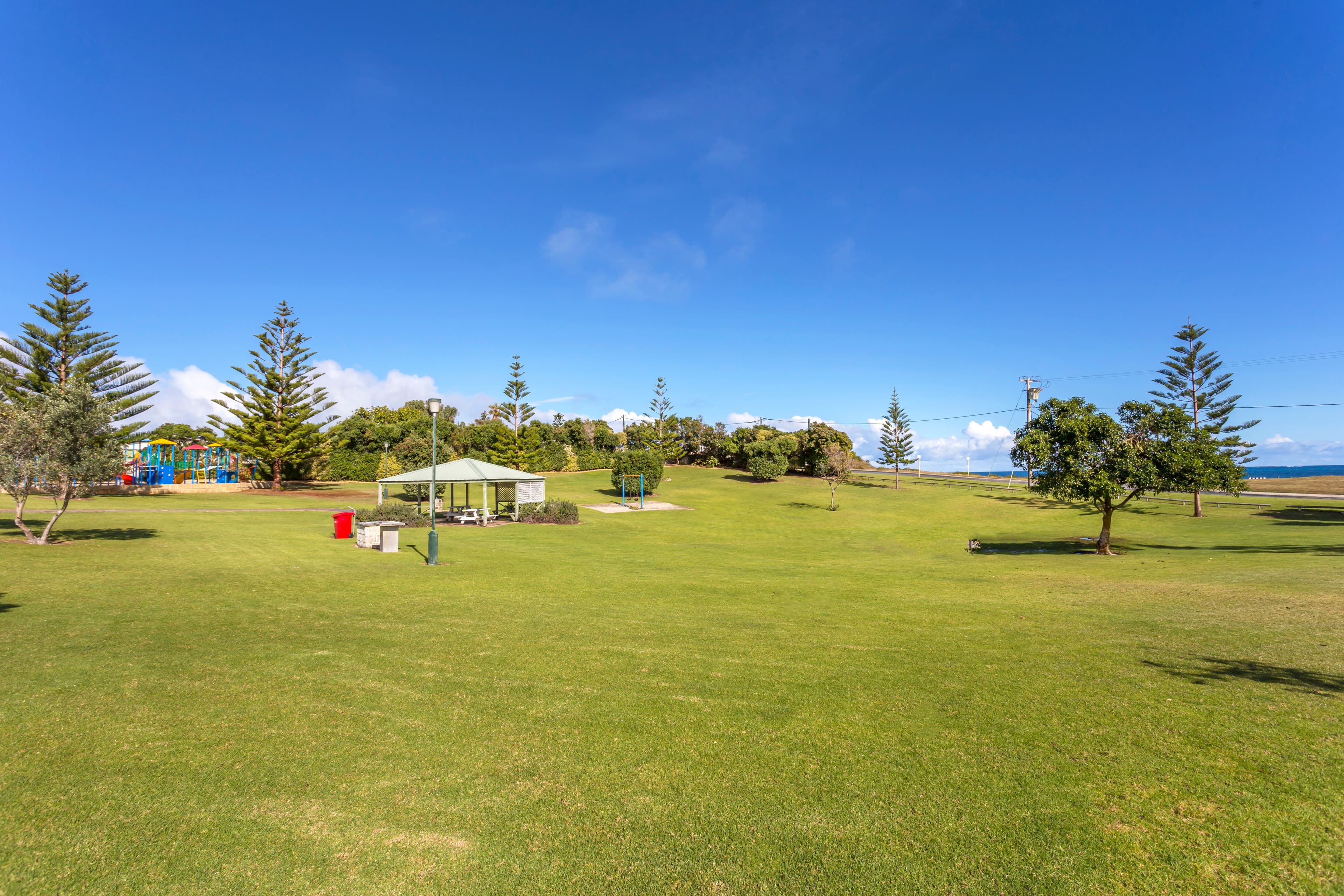 27 Chalon Avenue, Seabird WA 6042, Seabird - Thumbnail 8