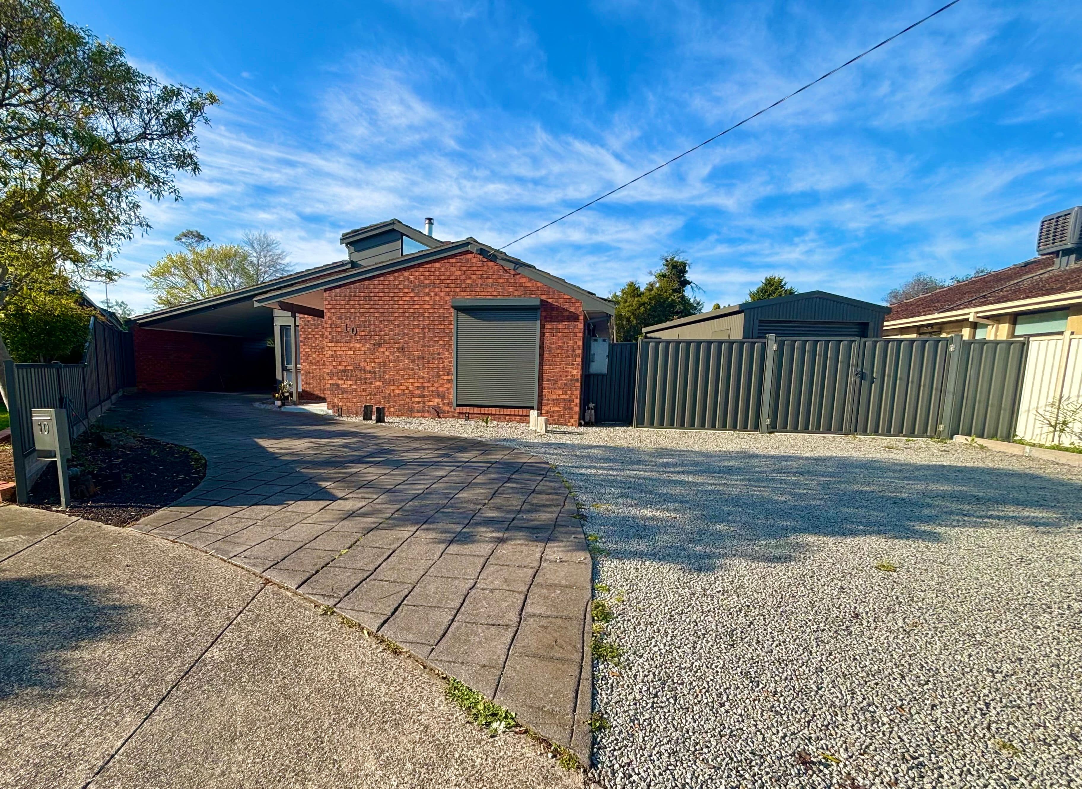 10 Burnley Court, Greenvale VIC 3059, Greenvale - Thumbnail 2