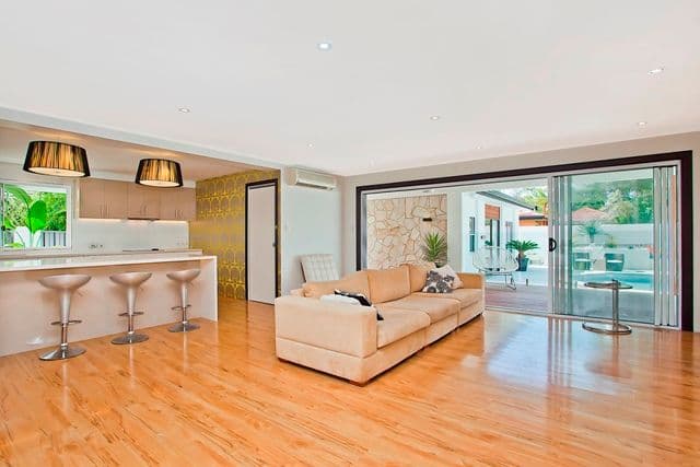 44 Fairsky Avenue, MERMAID WATERS QLD 4218, Mermaid Waters - Thumbnail 4