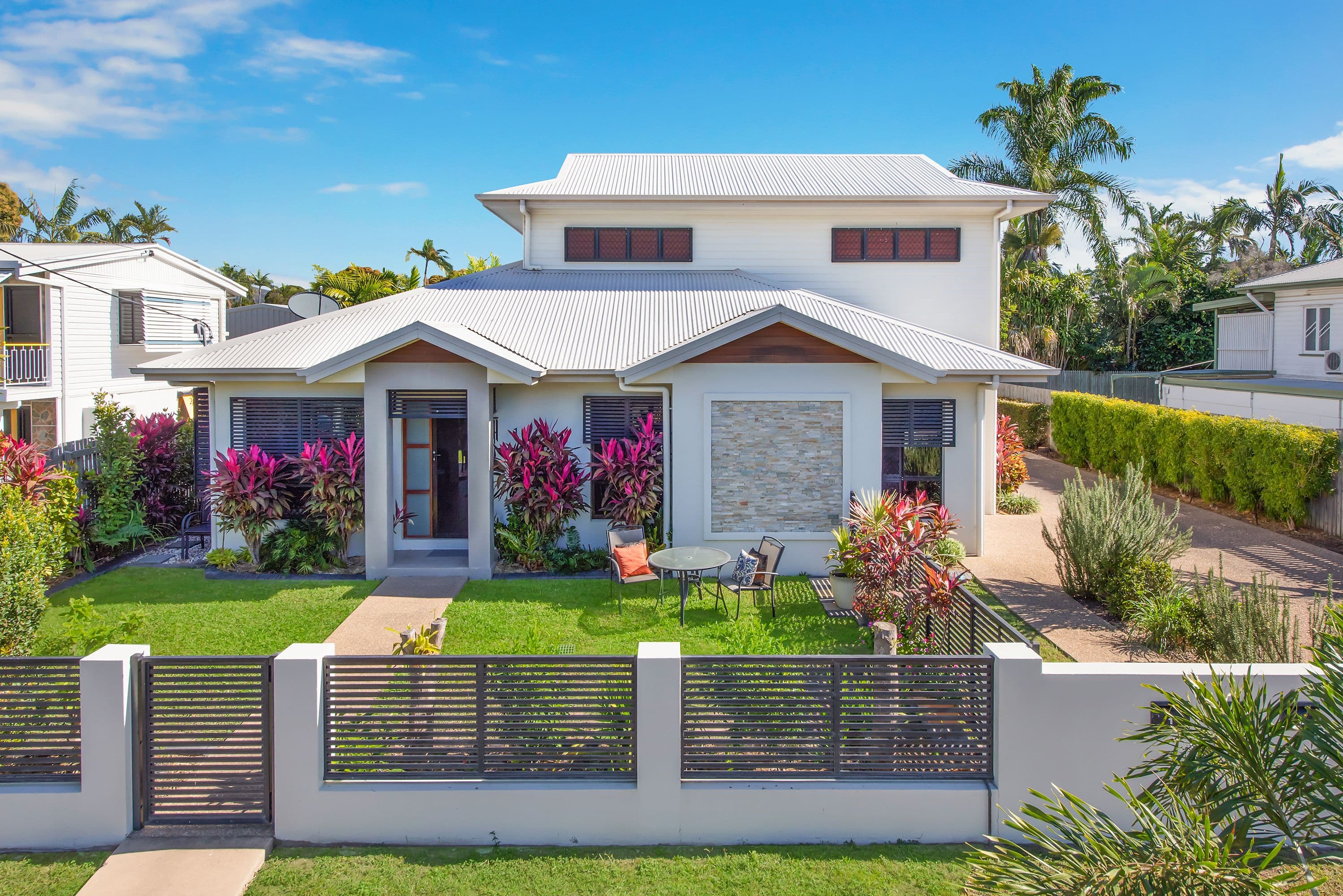10 O'Connor Street, Rosslea QLD 4812, Rosslea - Image 1